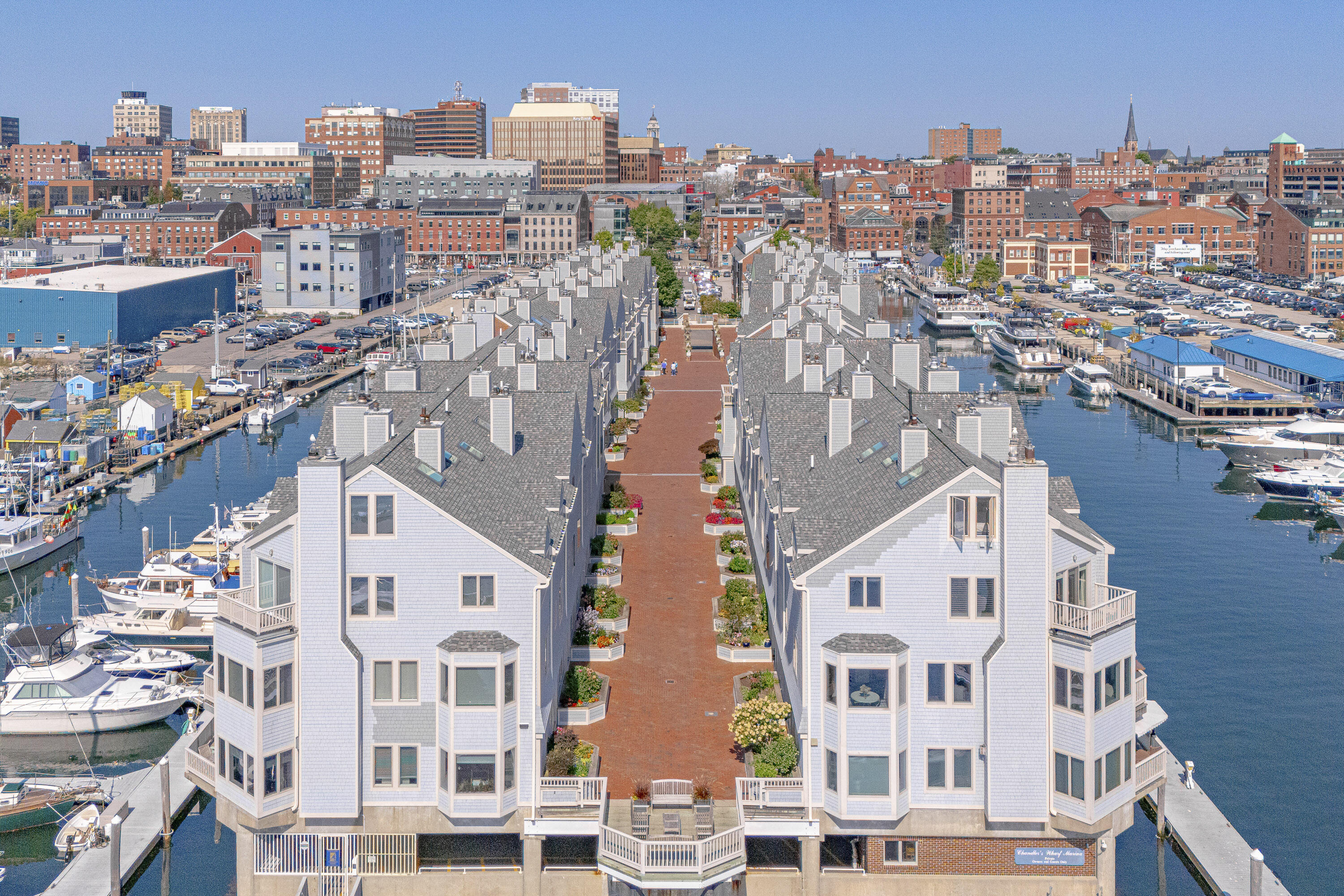 612 Chandlers Wharf 612