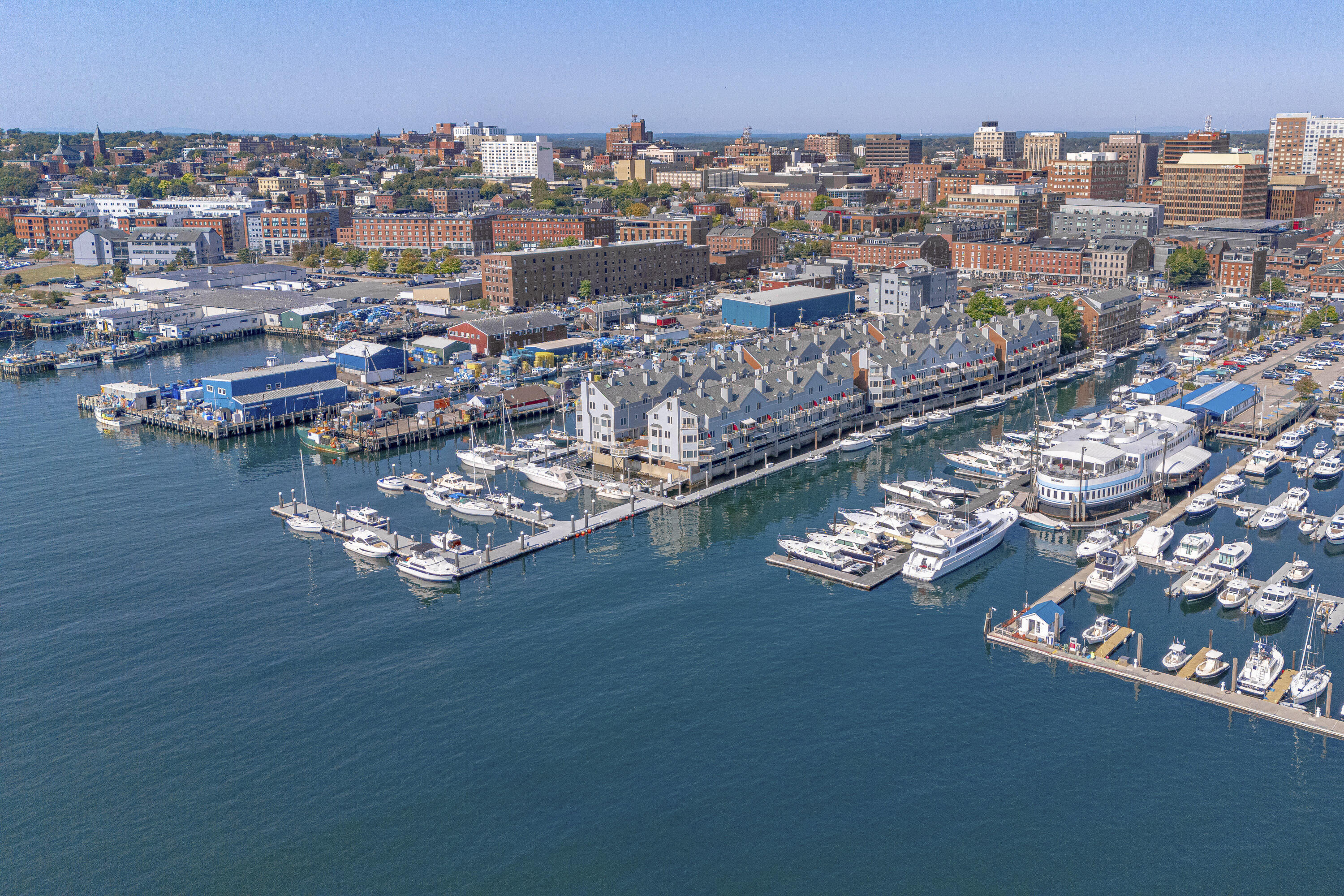 612 Chandlers Wharf 612