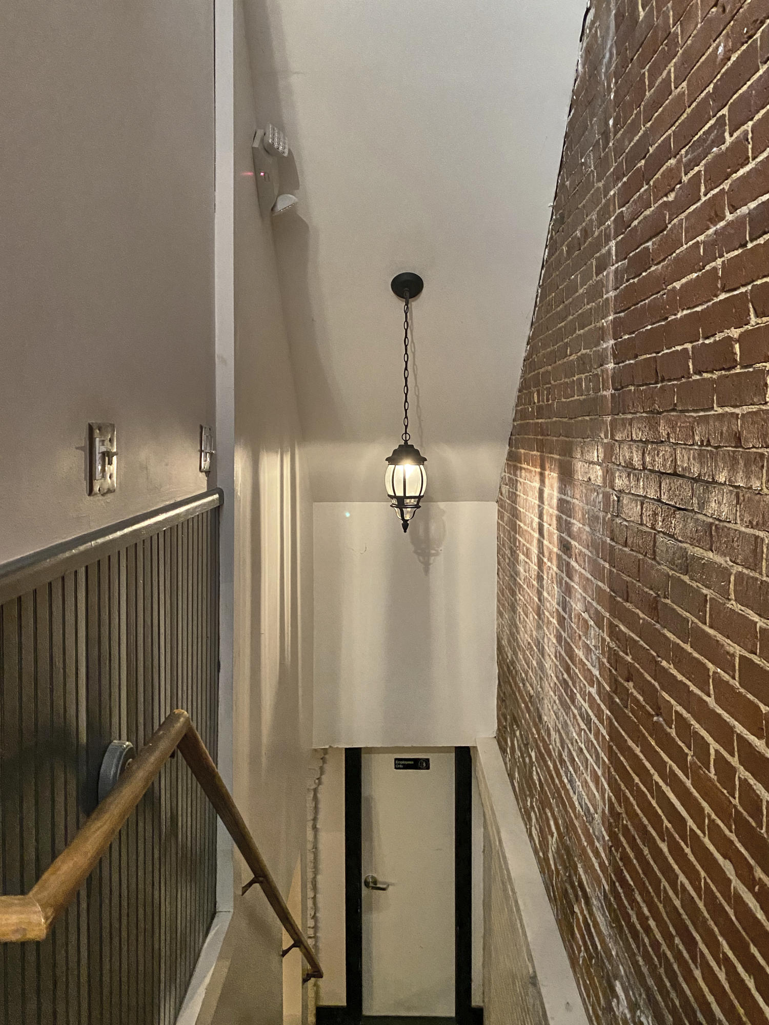421-423 Main Street