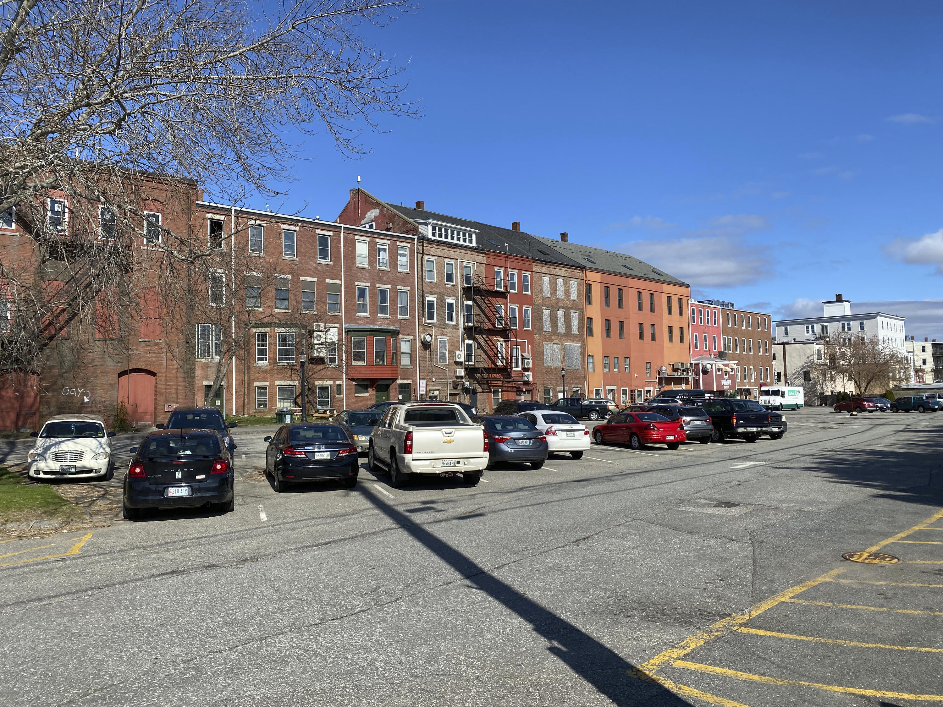 421-423 Main Street