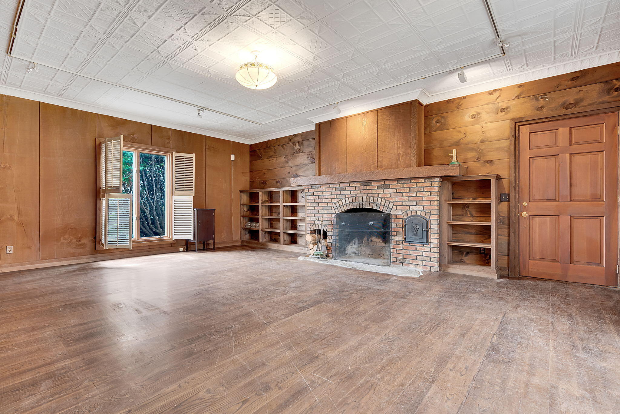 129 Perry Hill Road