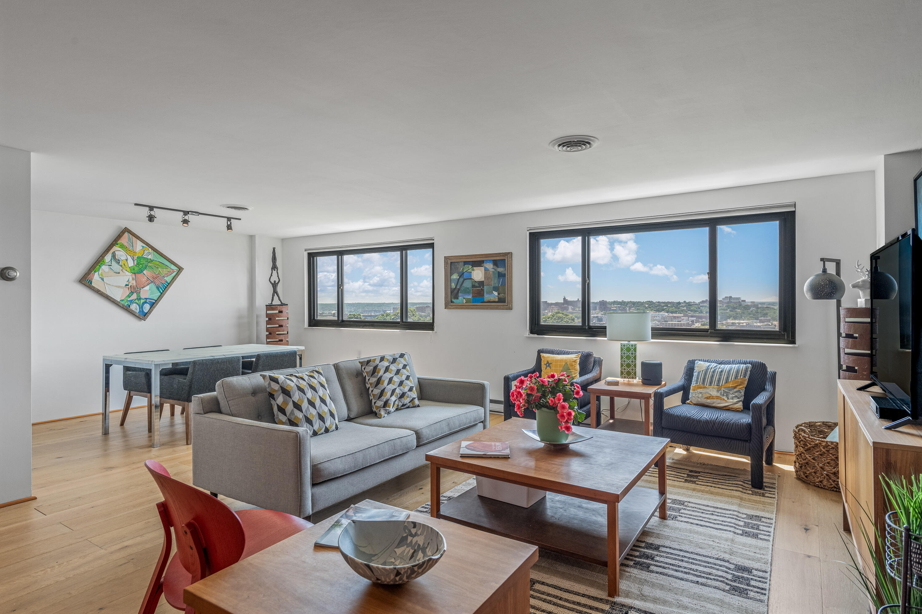340 Eastern Promenade 253