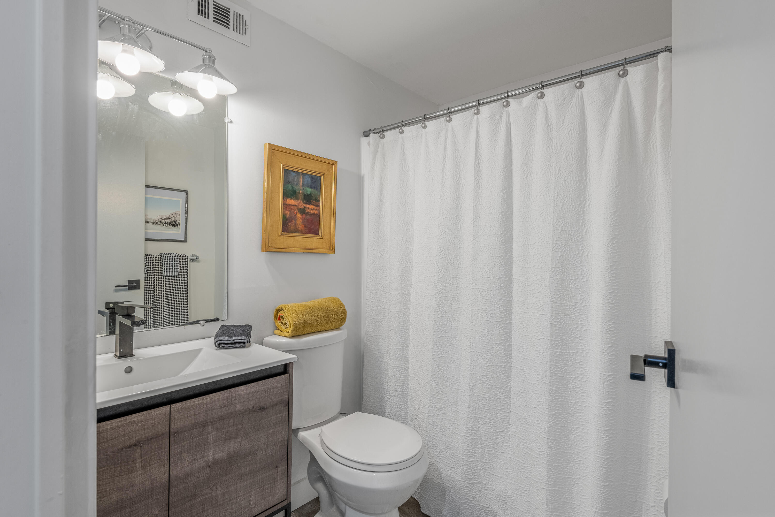 340 Eastern Promenade 253
