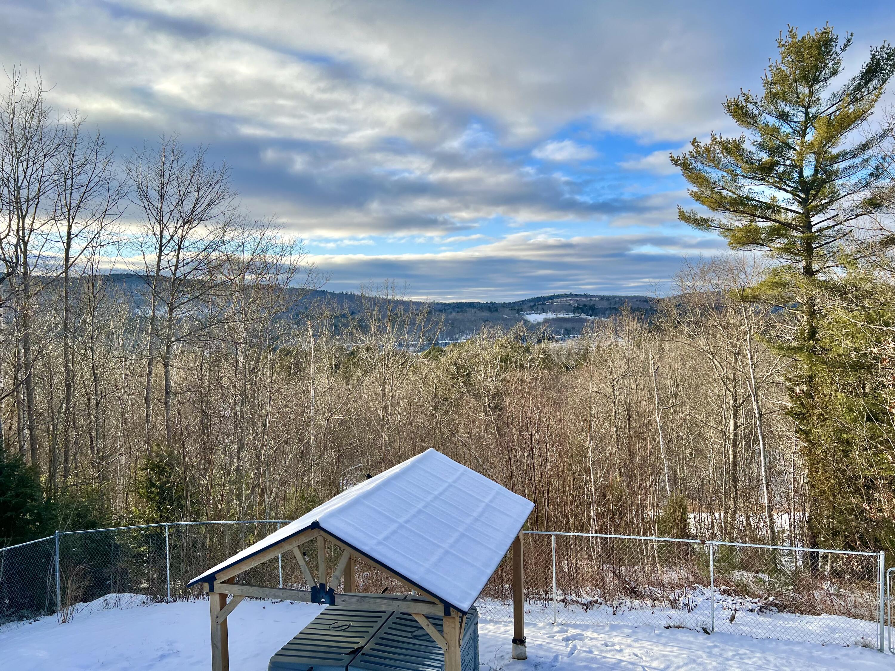 6 Hilltop Lane