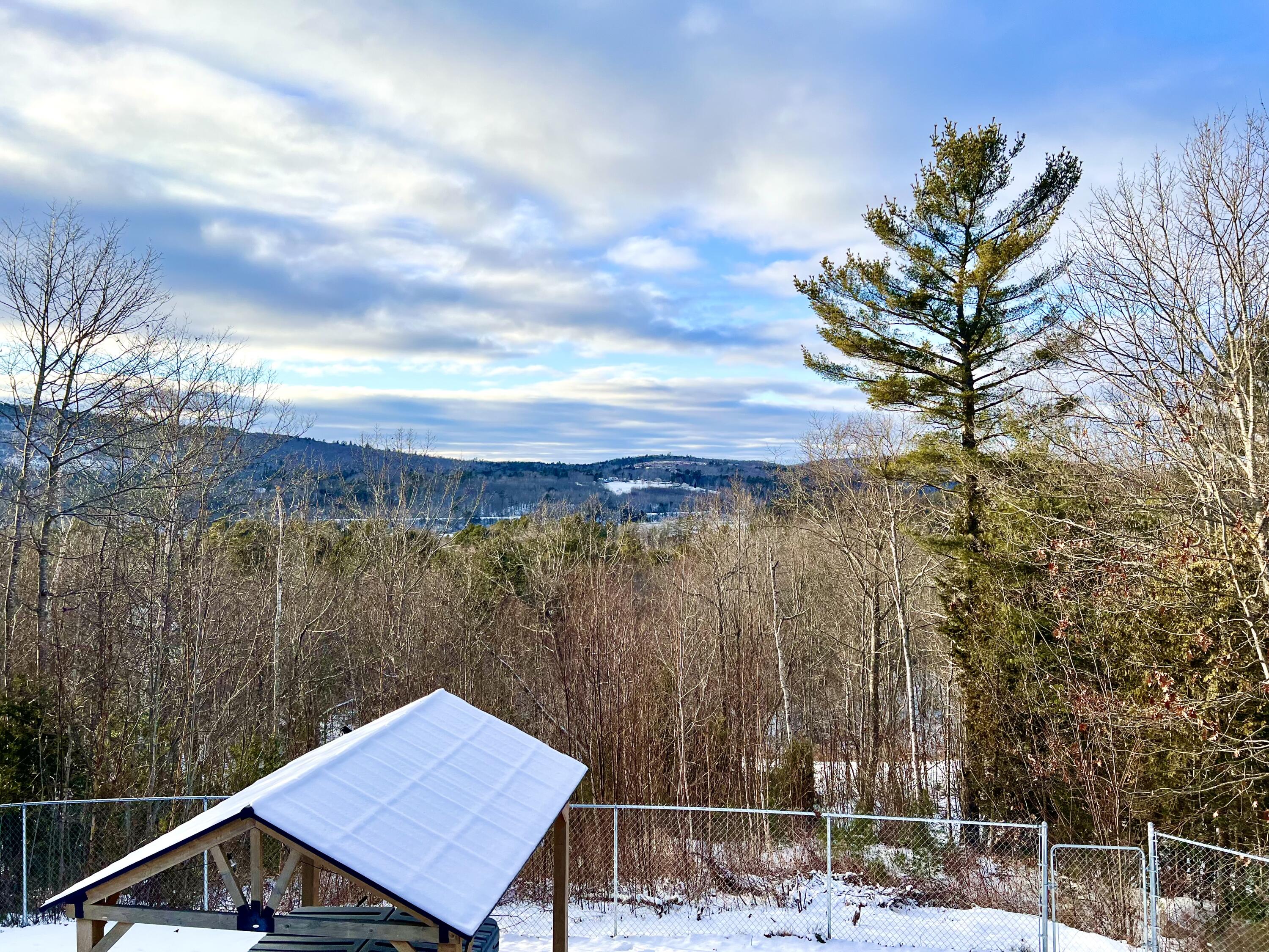 6 Hilltop Lane