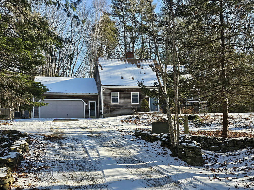 16 Oliver Woods Road