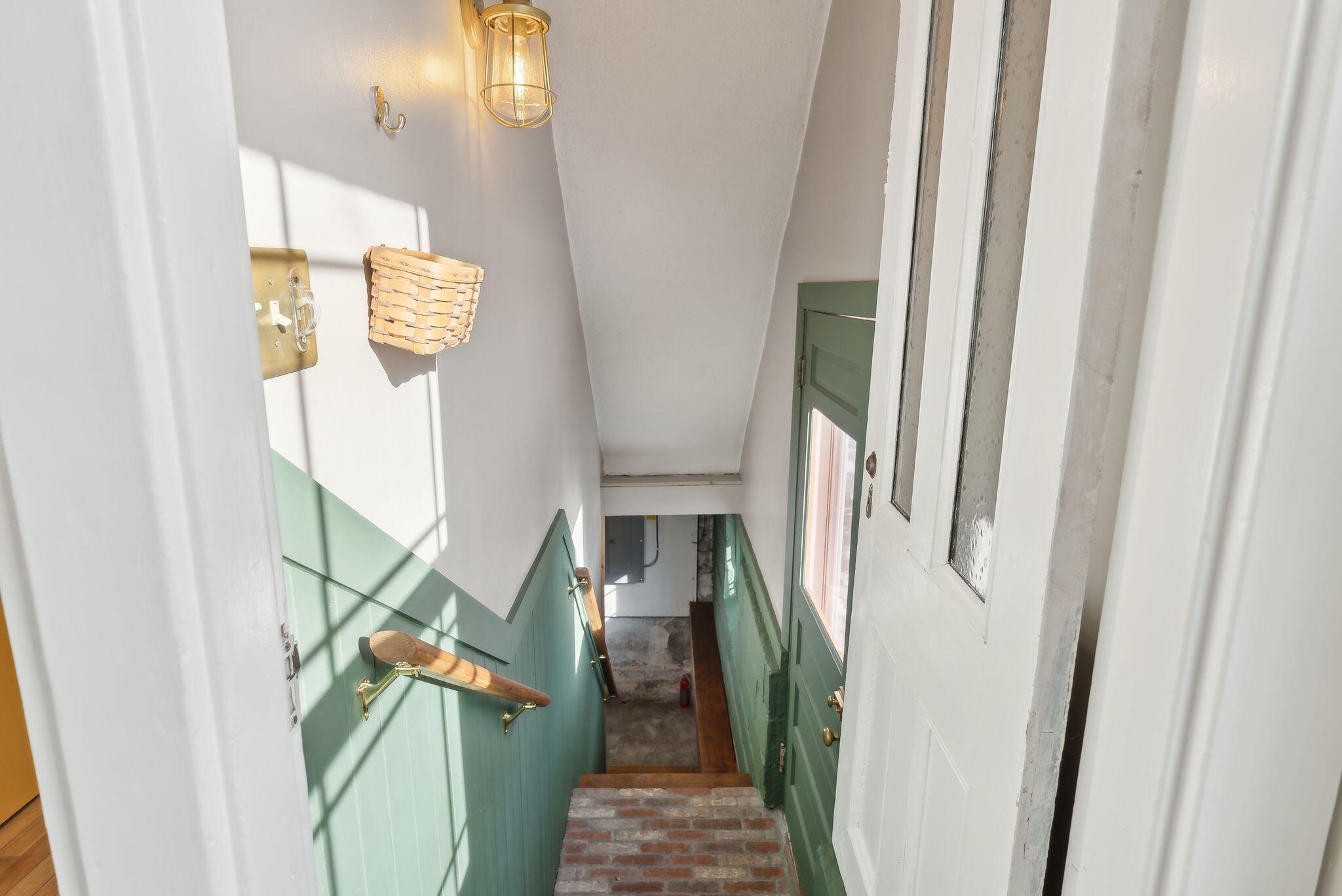 65 Ocean House Road