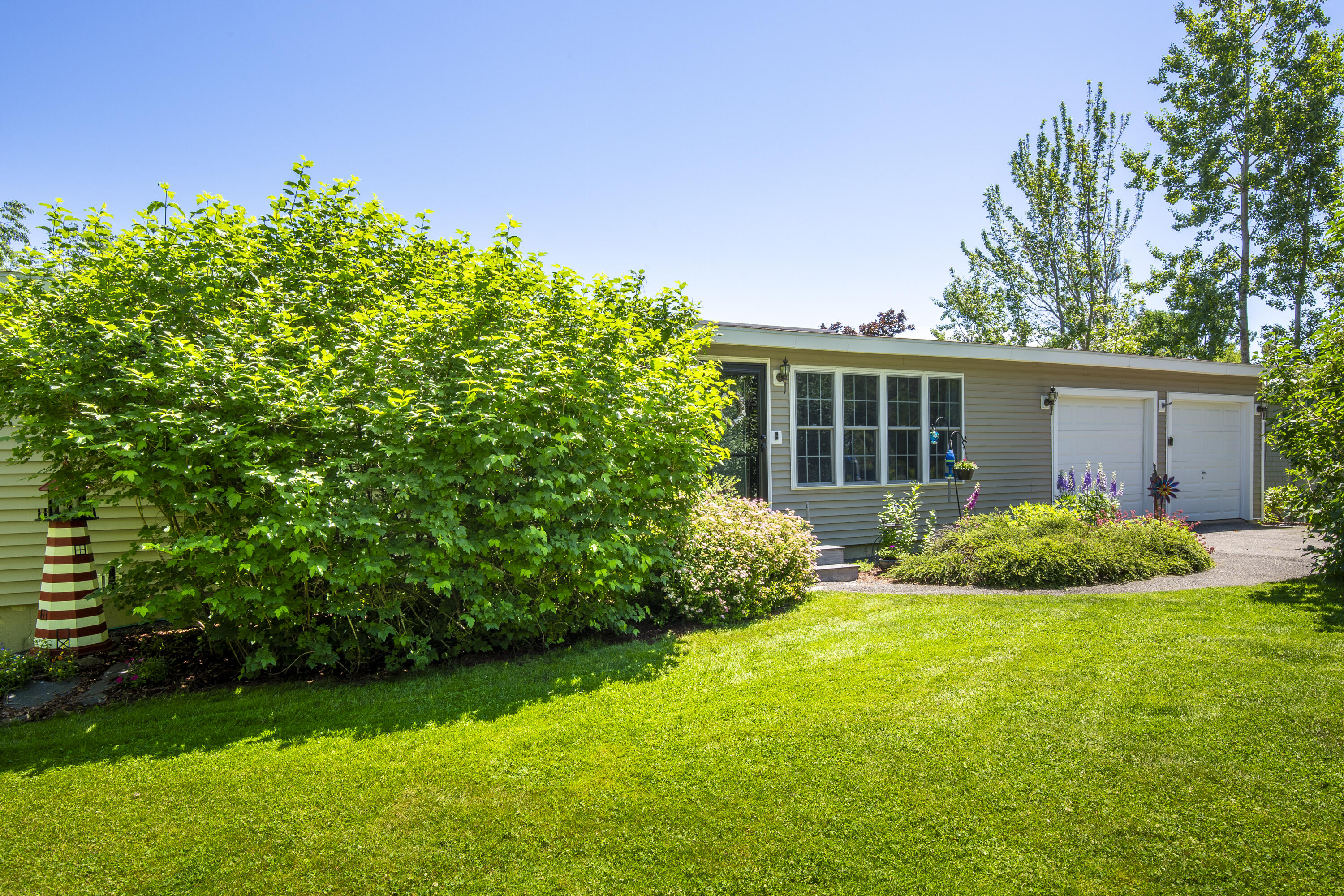 87 Acadia Drive
