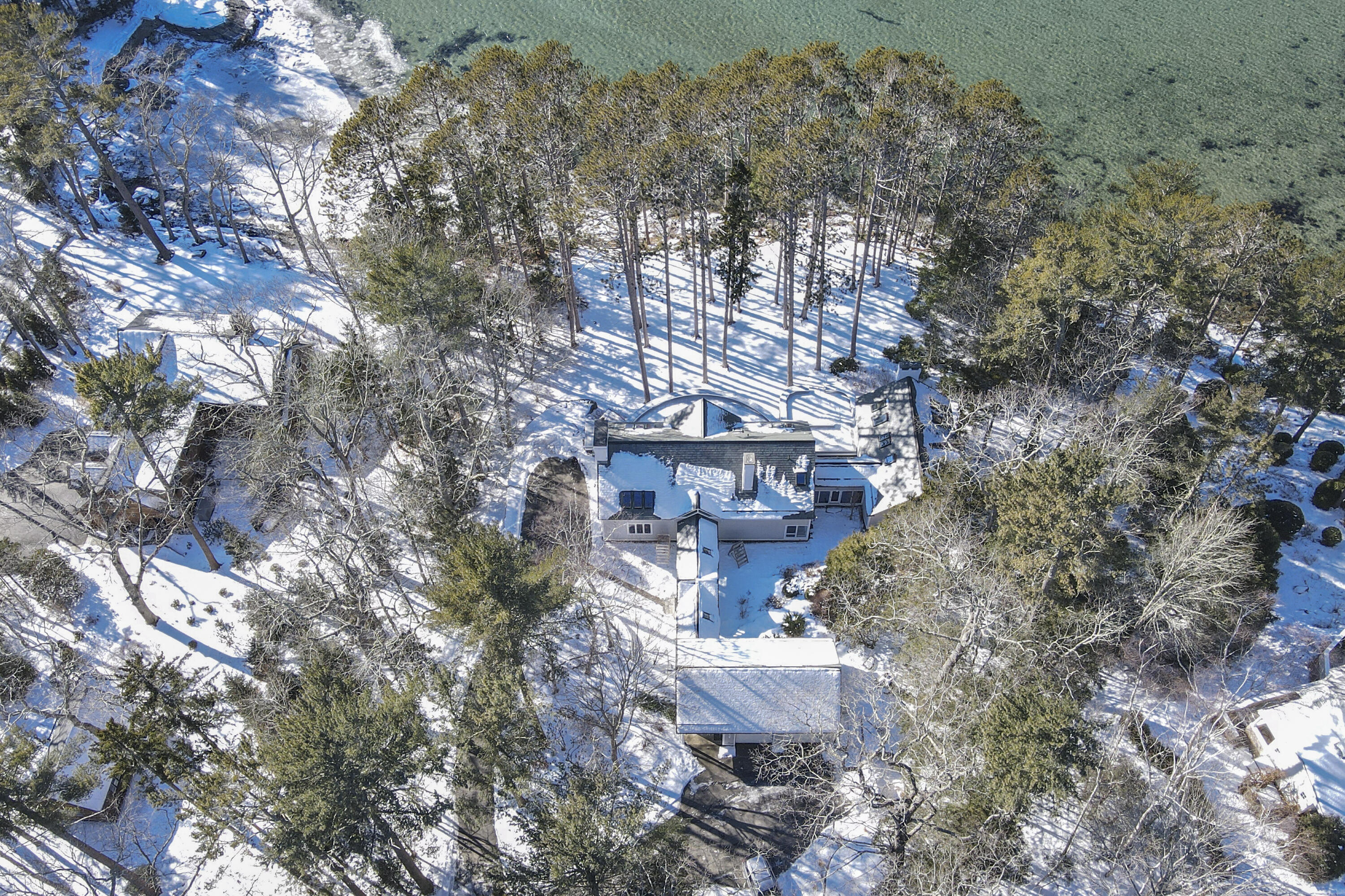 137 Shermans Point Road