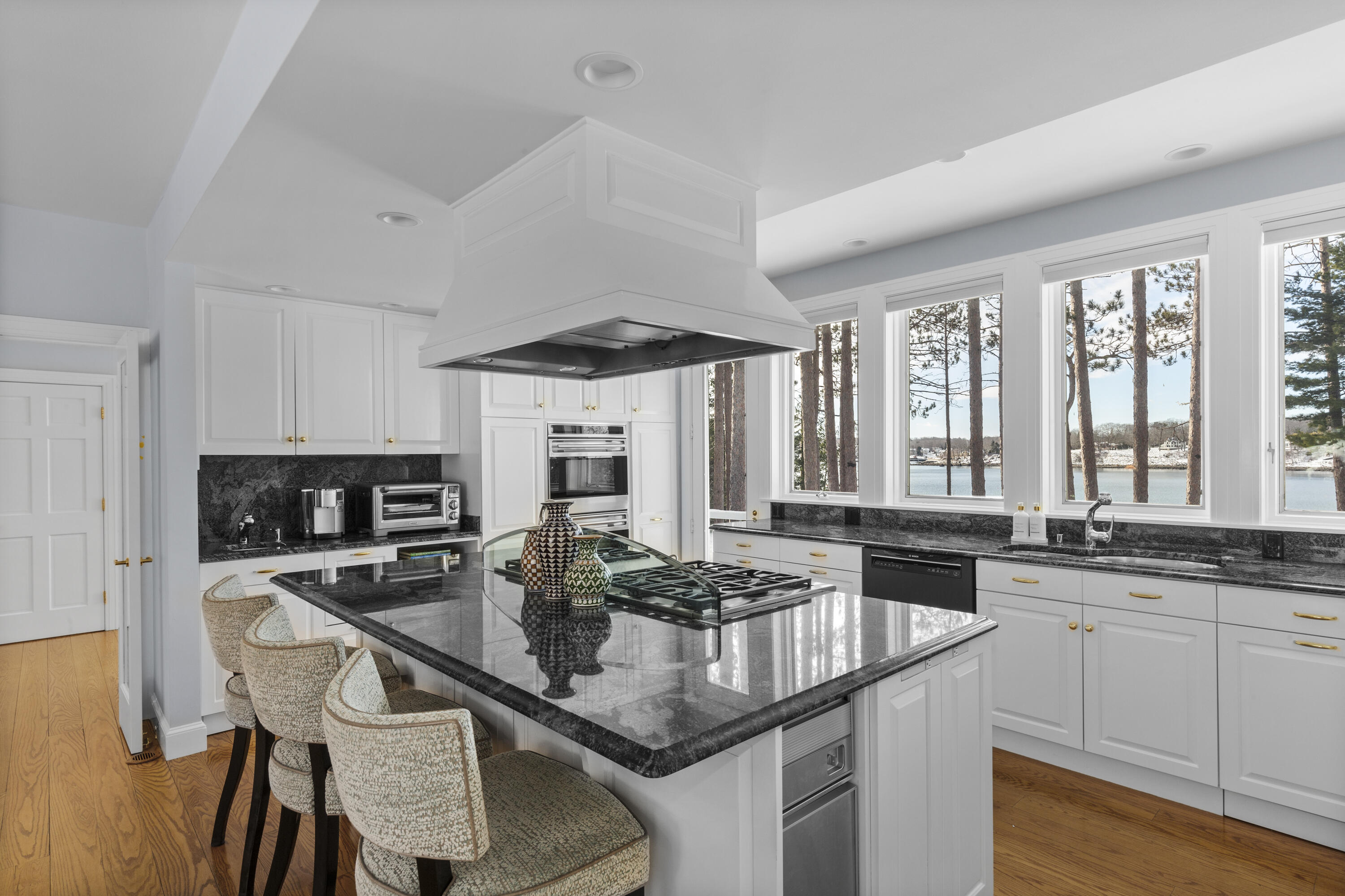 137 Shermans Point Road