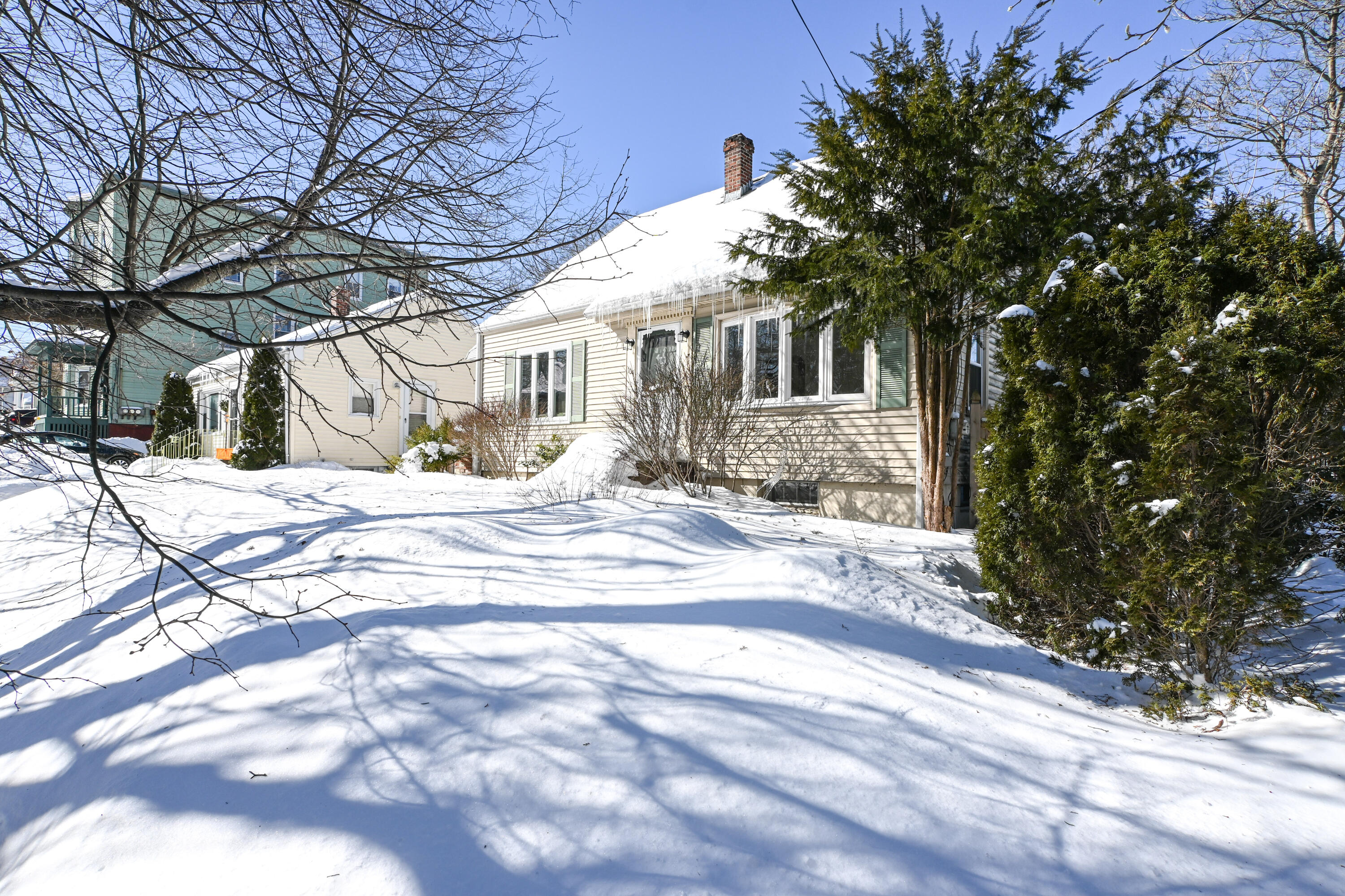 104 Whitney Avenue