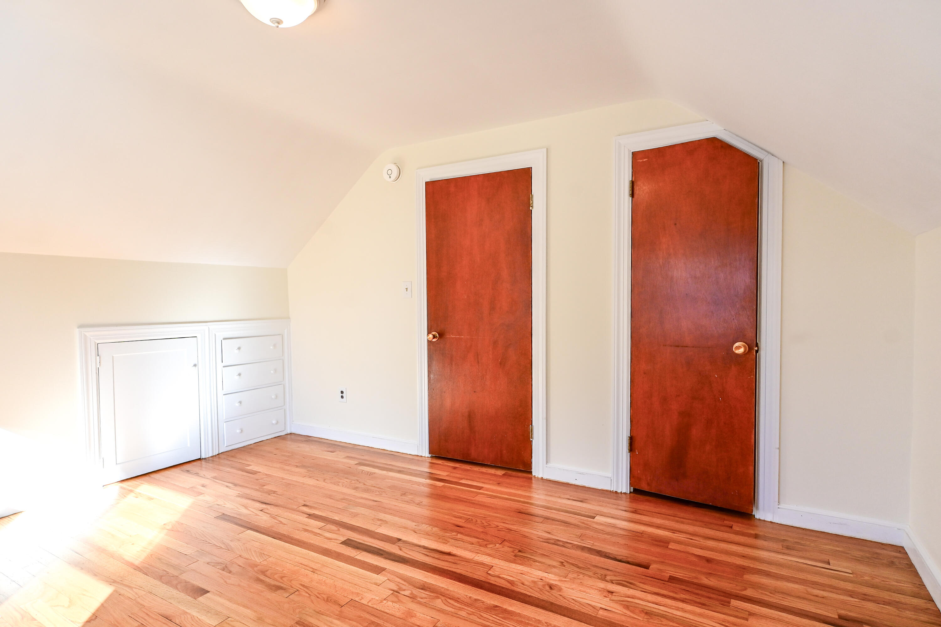 104 Whitney Avenue