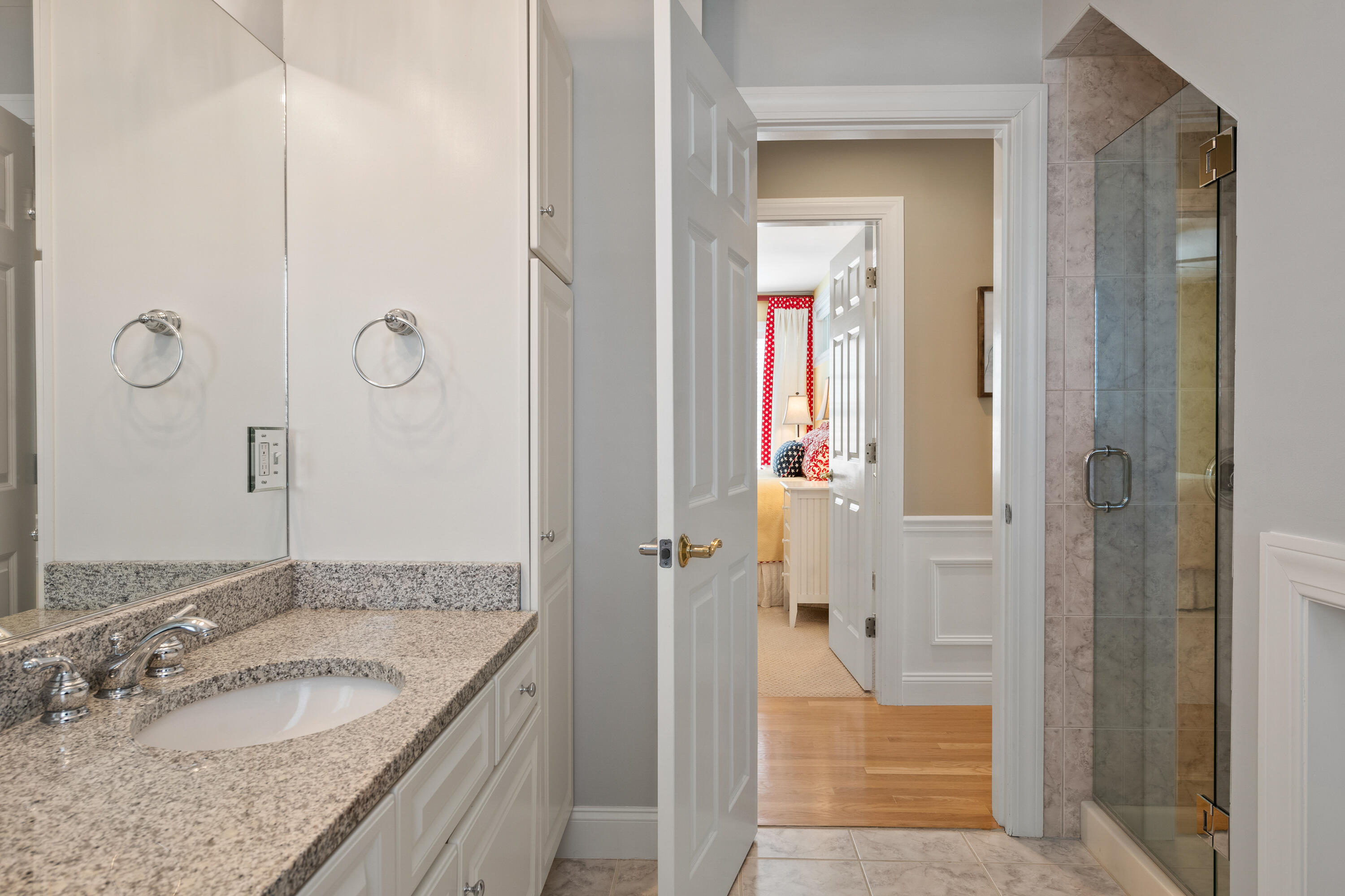 2 Leeward Lane