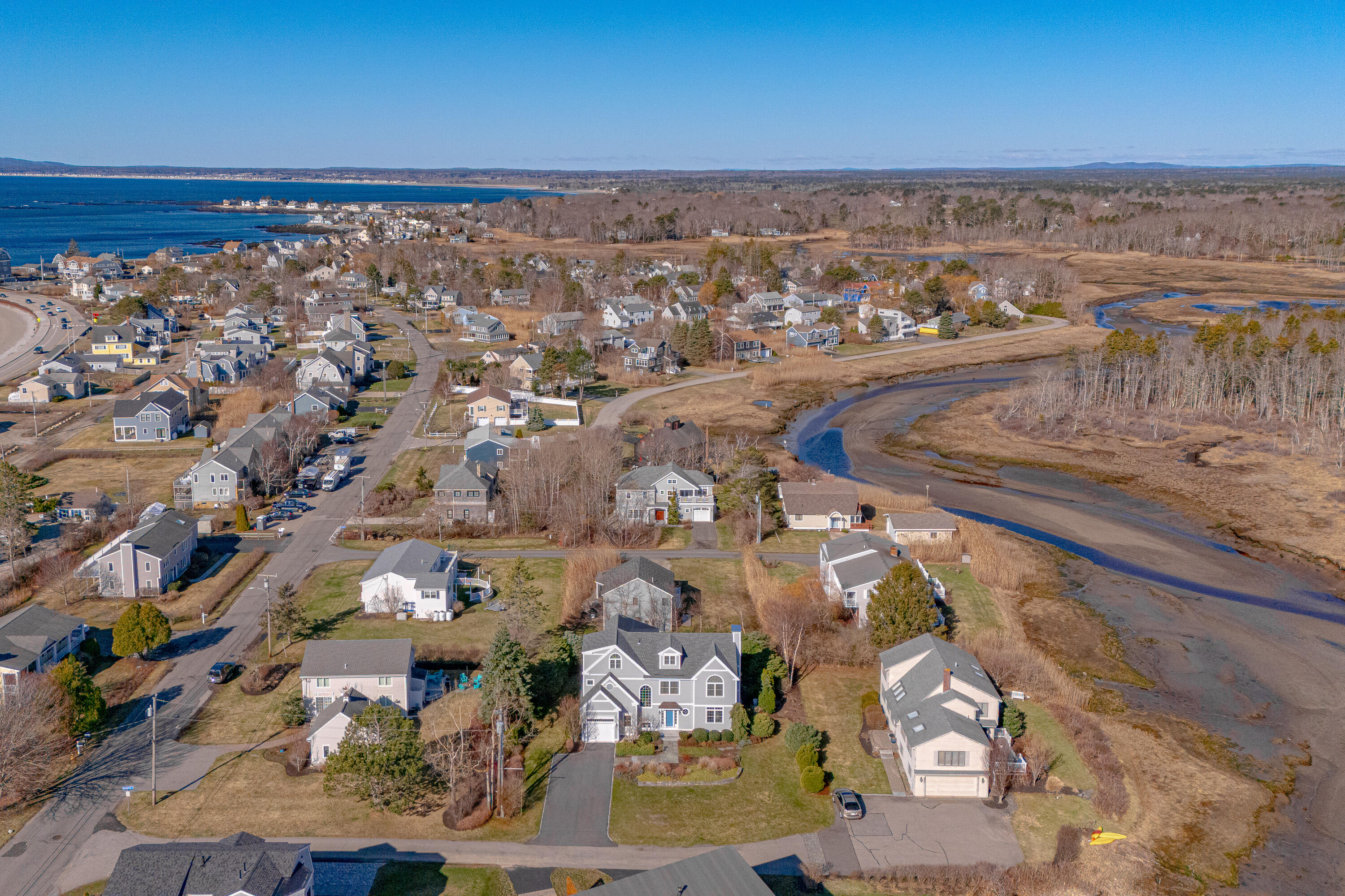 2 Leeward Lane