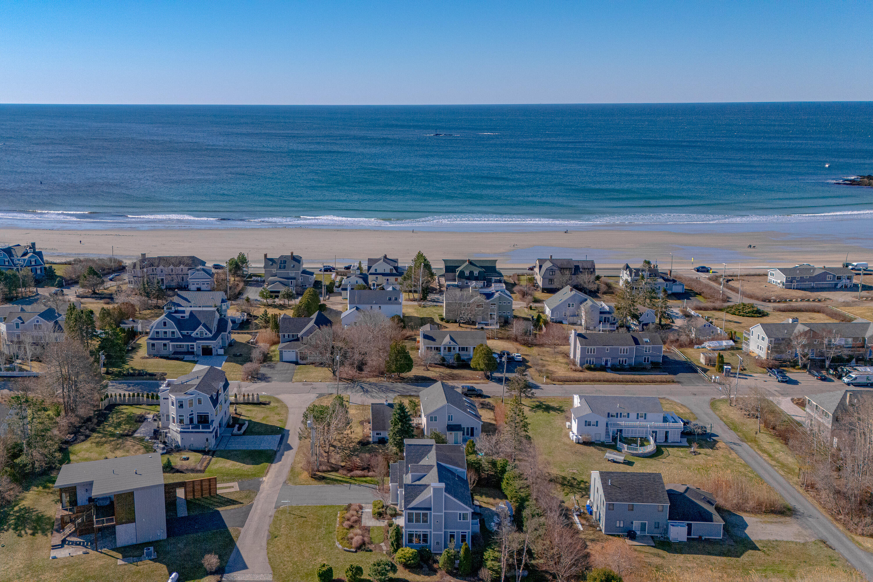 2 Leeward Lane