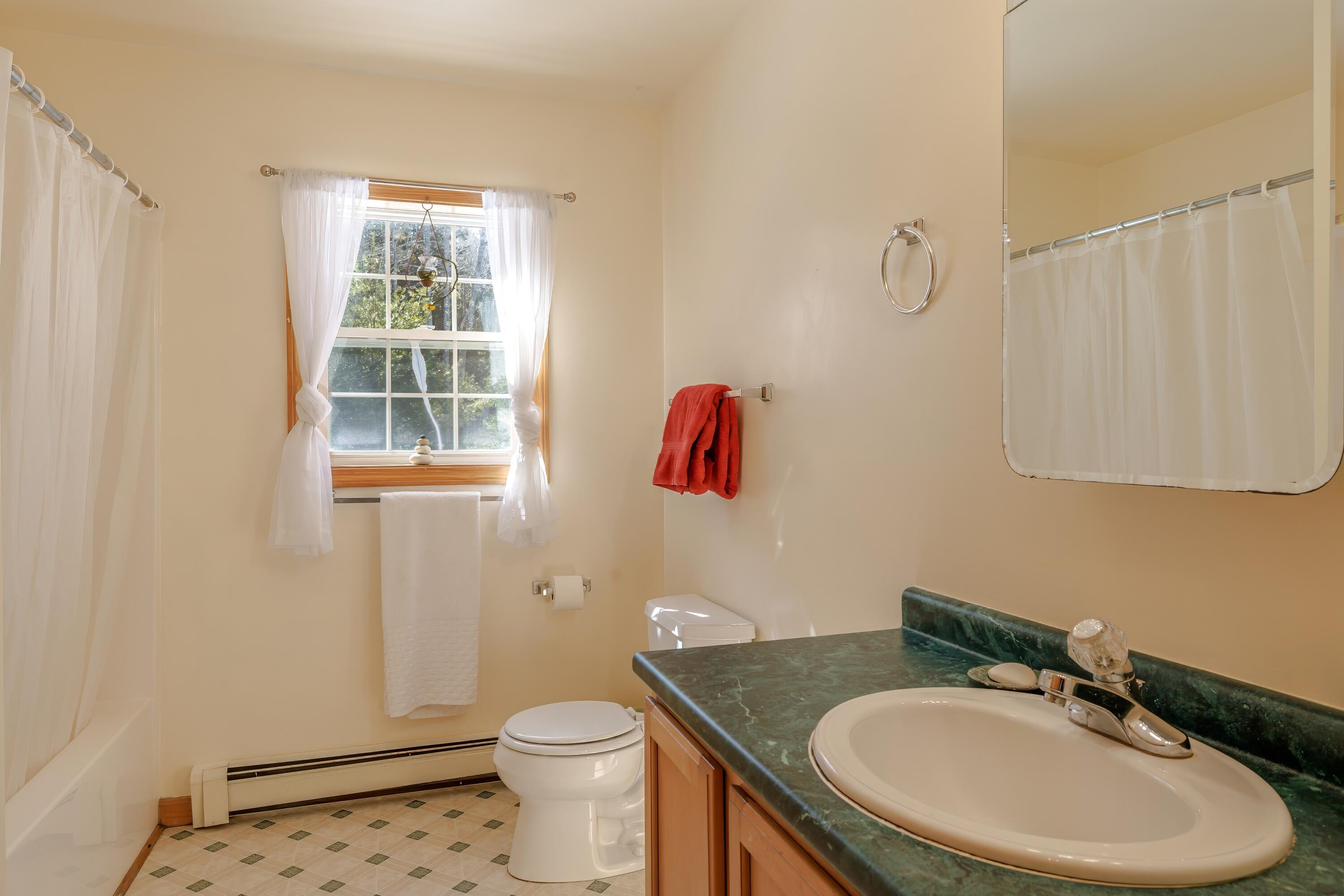 128 Oak Hill Road