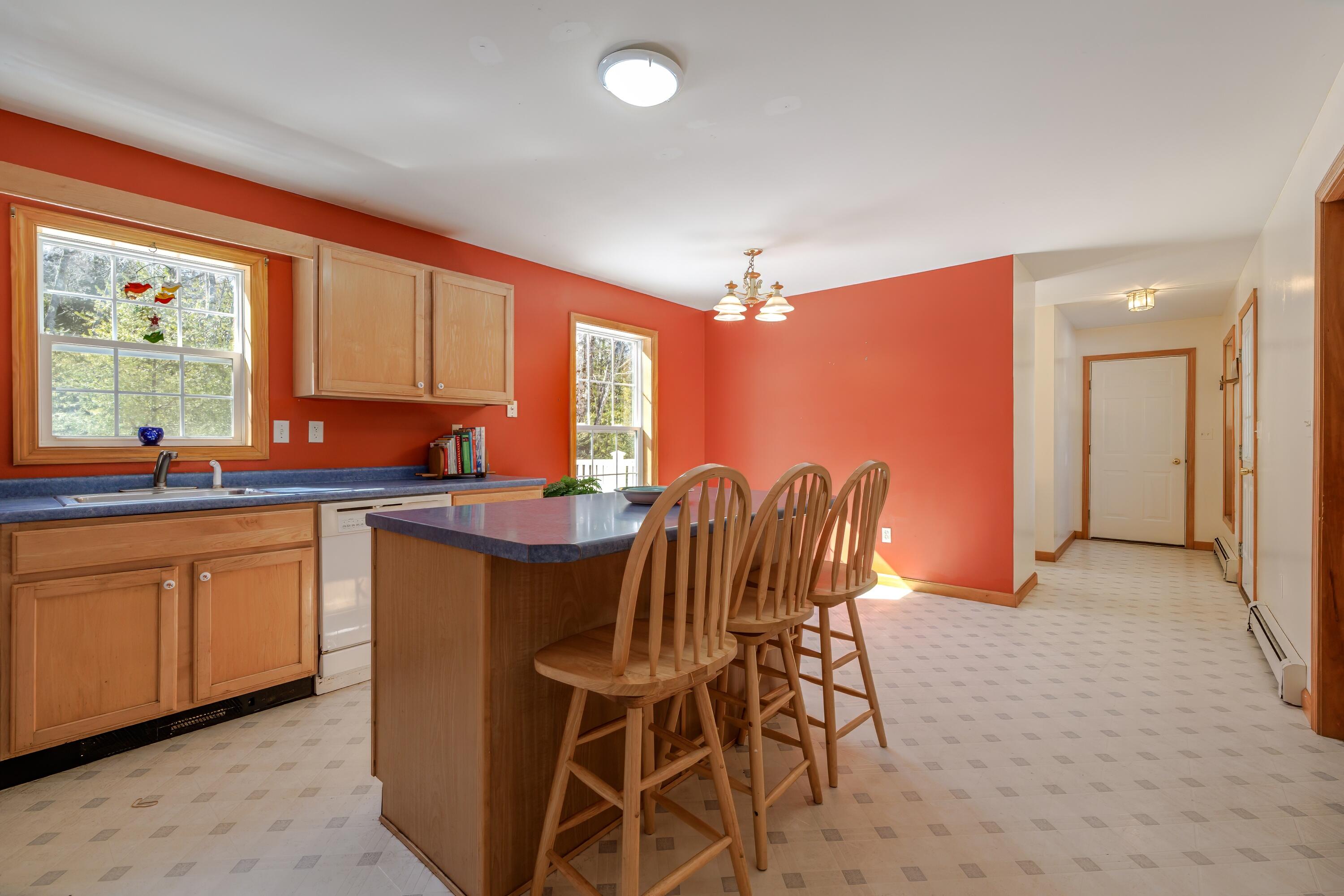 128 Oak Hill Road