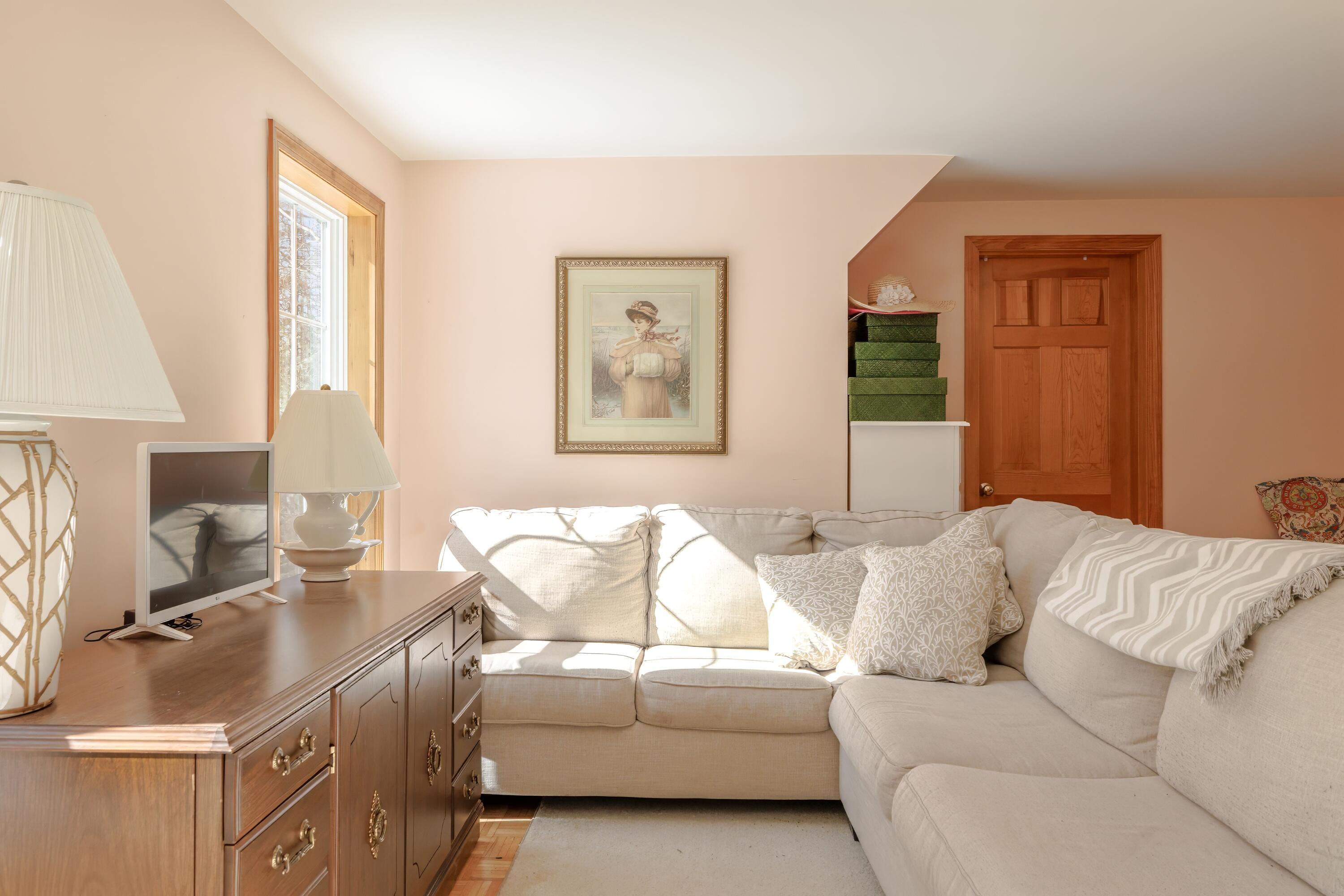 128 Oak Hill Road