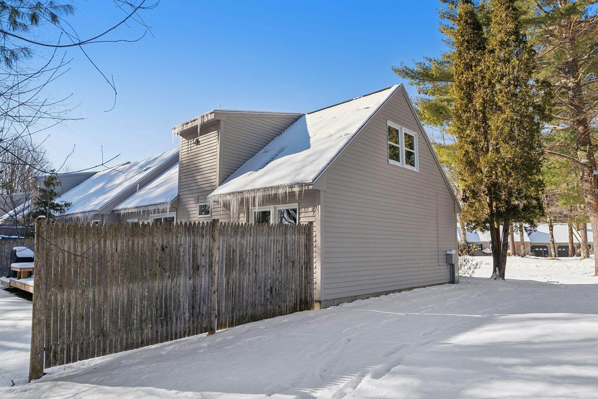 21 Riverbend Drive, 21
