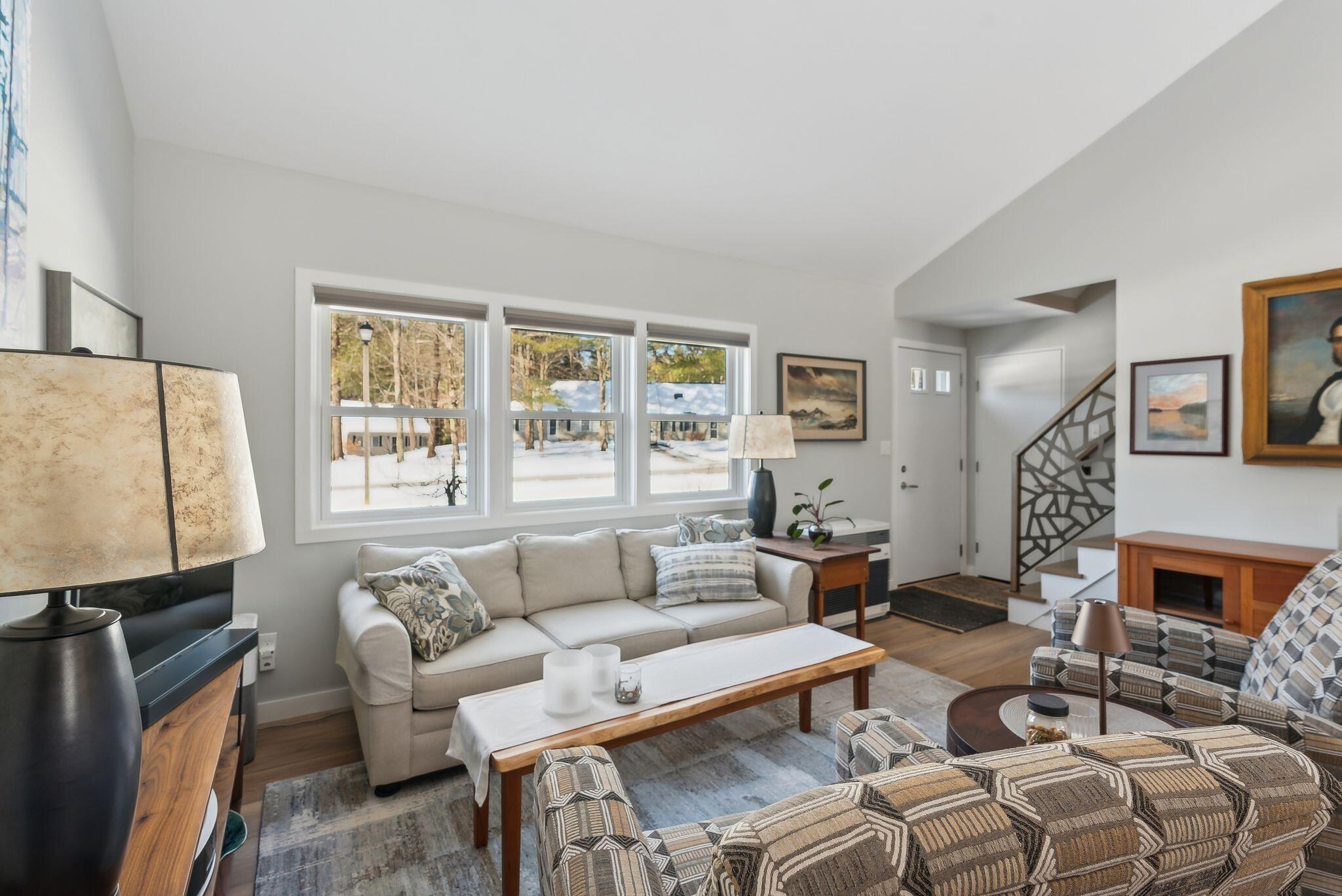 21 Riverbend Drive, 21