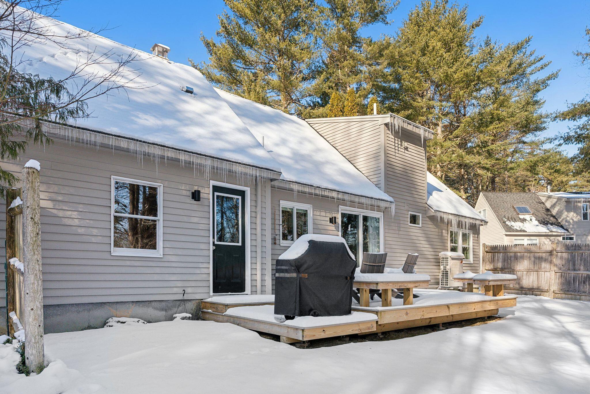 21 Riverbend Drive, 21