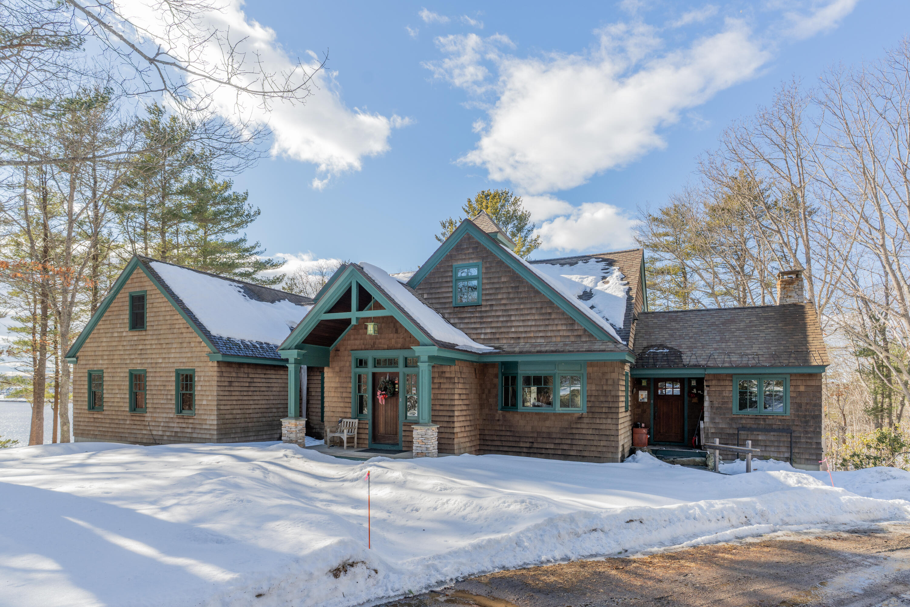 72 Middle Road