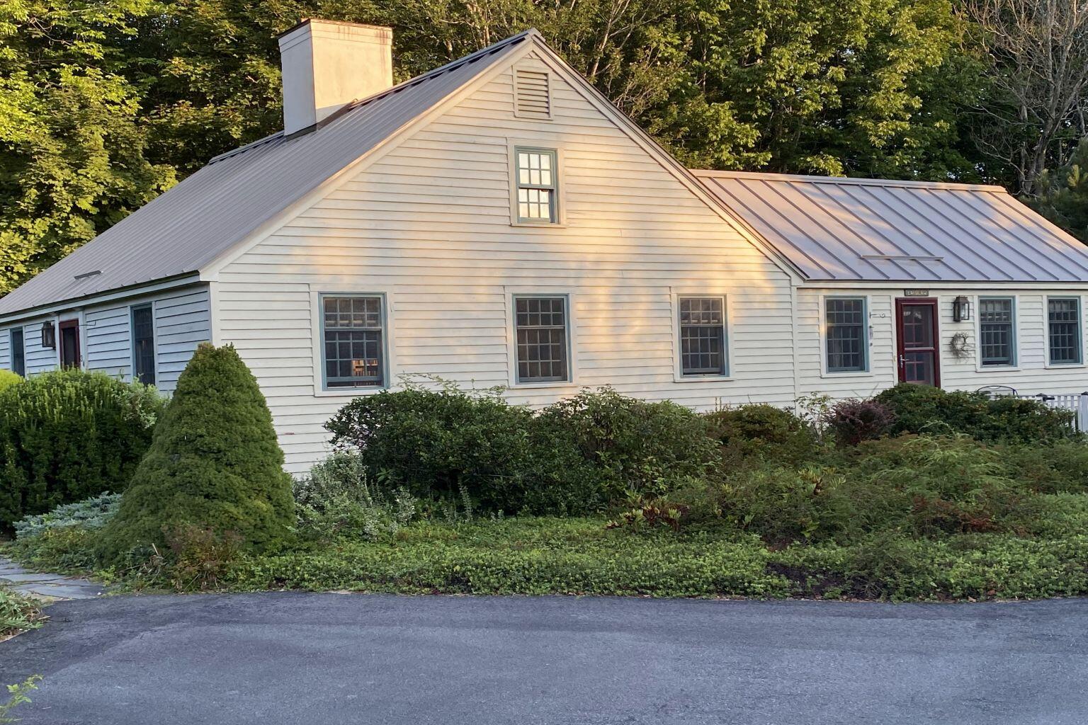 34 Curtis Avenue
