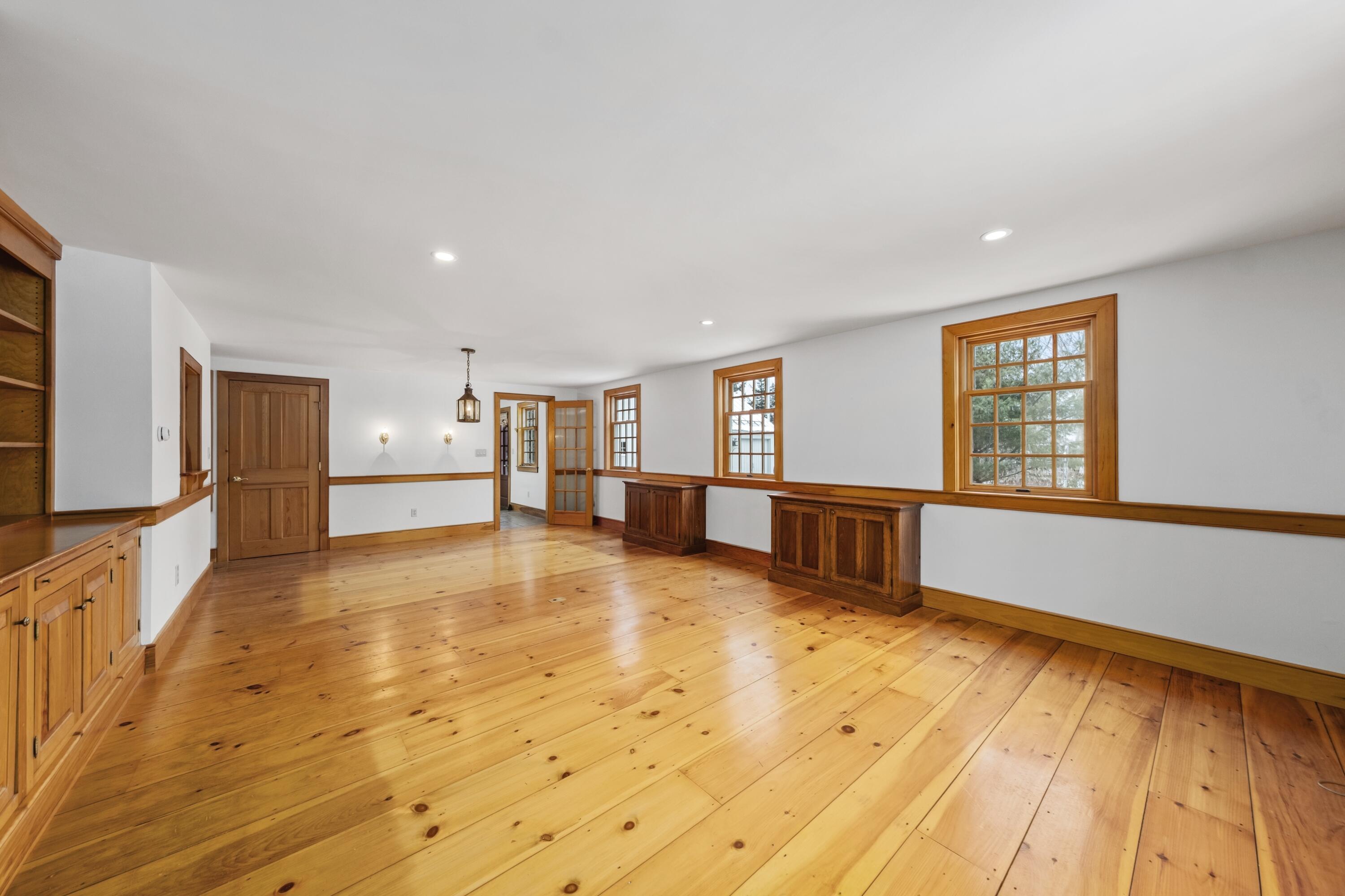 34 Curtis Avenue