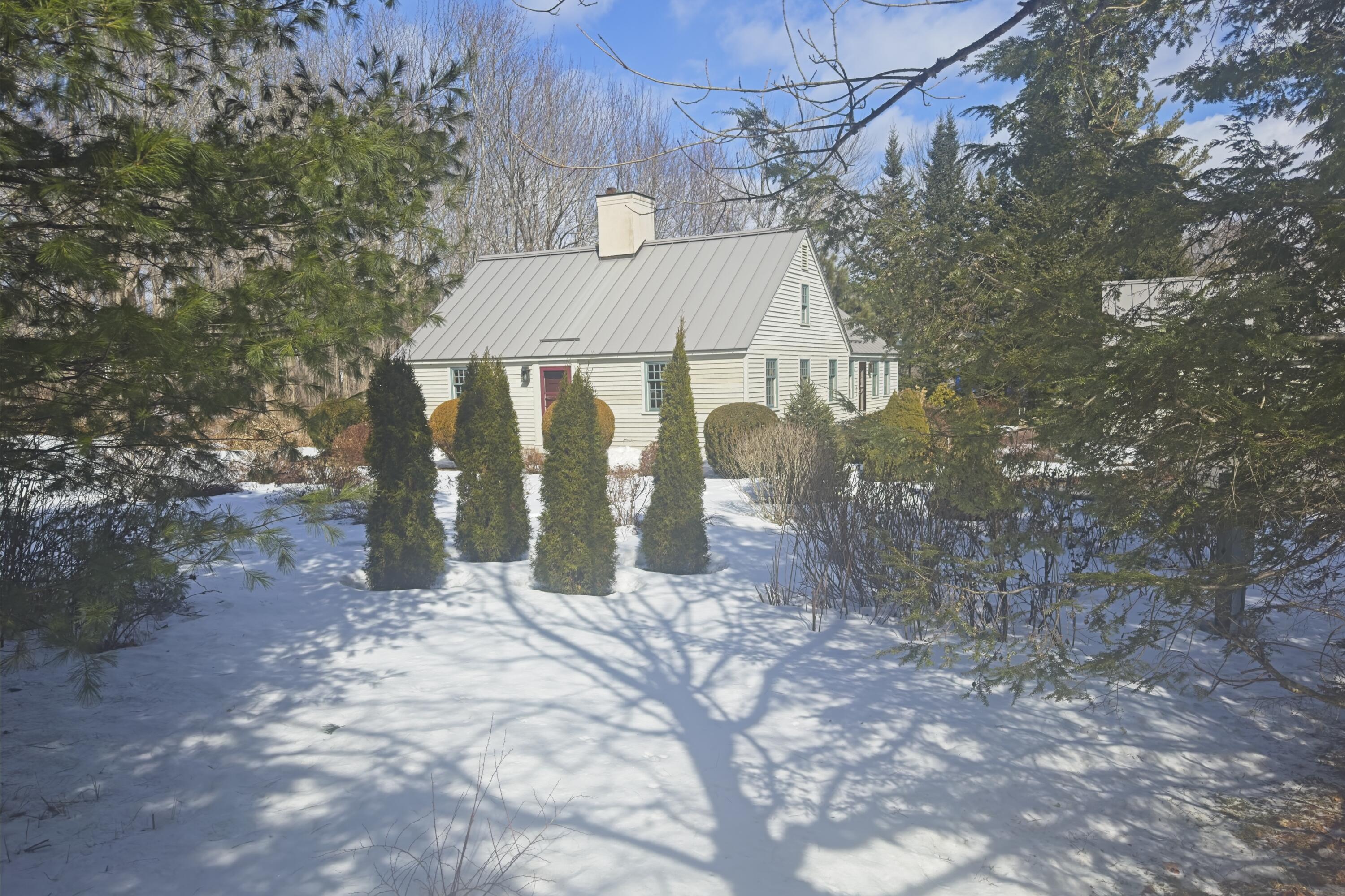 34 Curtis Avenue