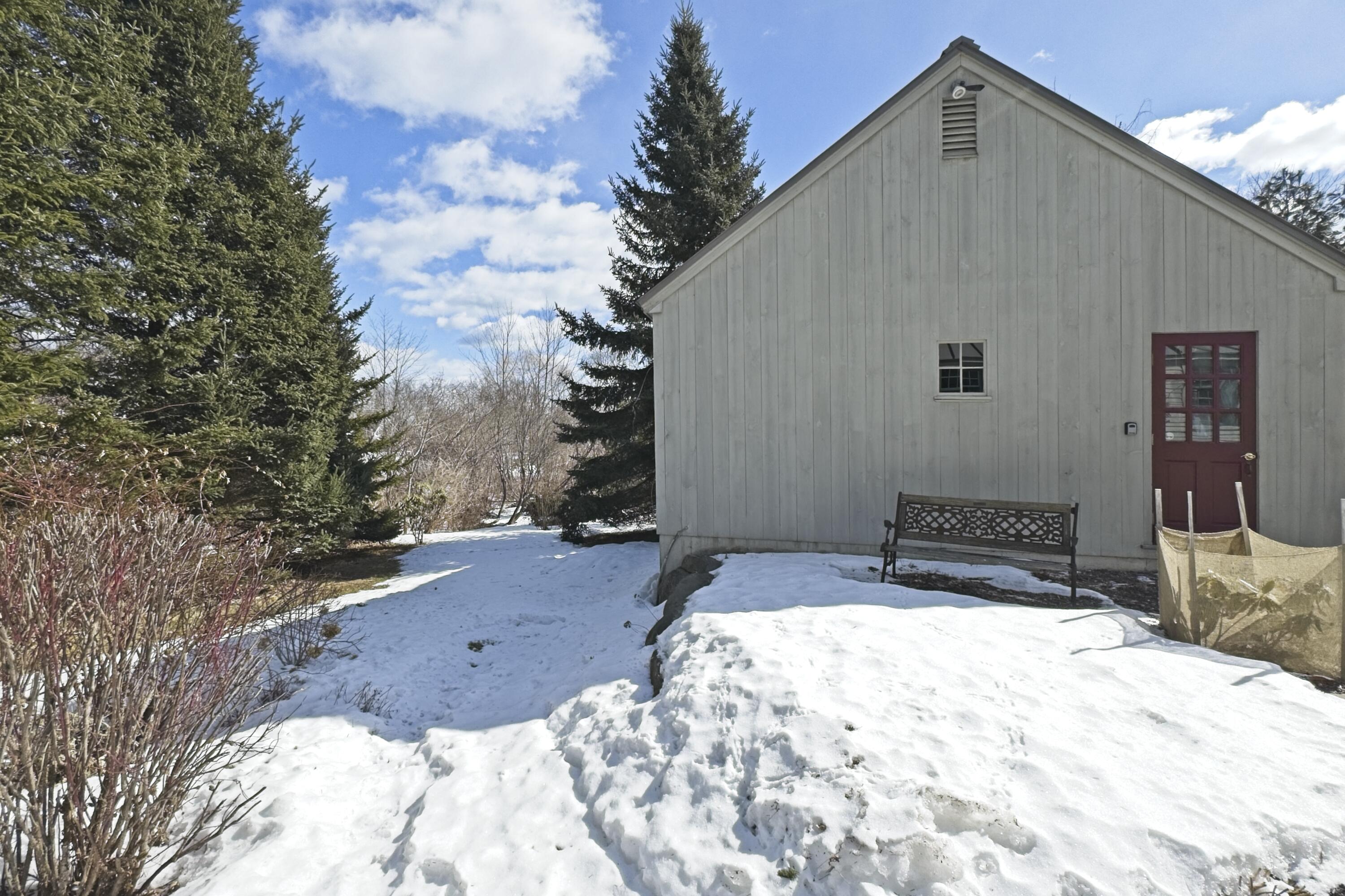 34 Curtis Avenue