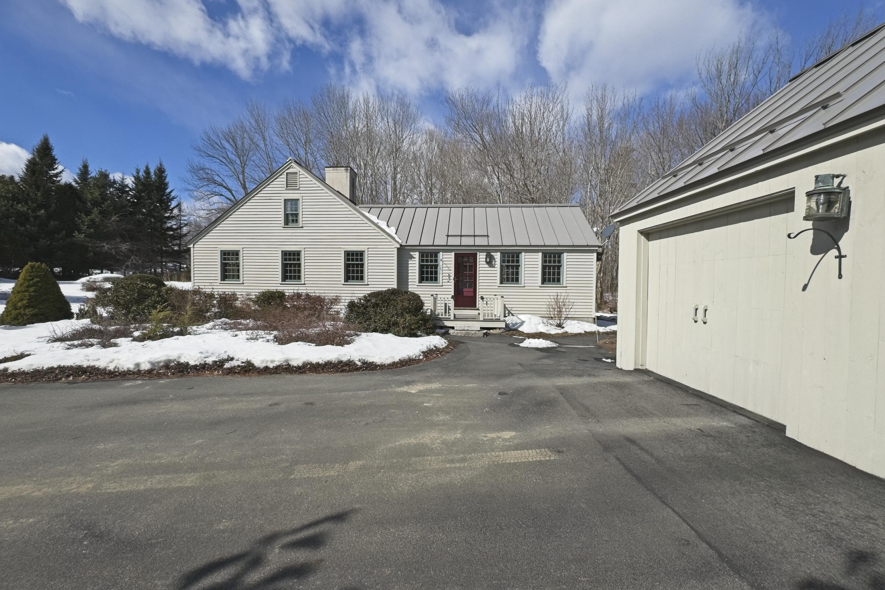 34 Curtis Avenue