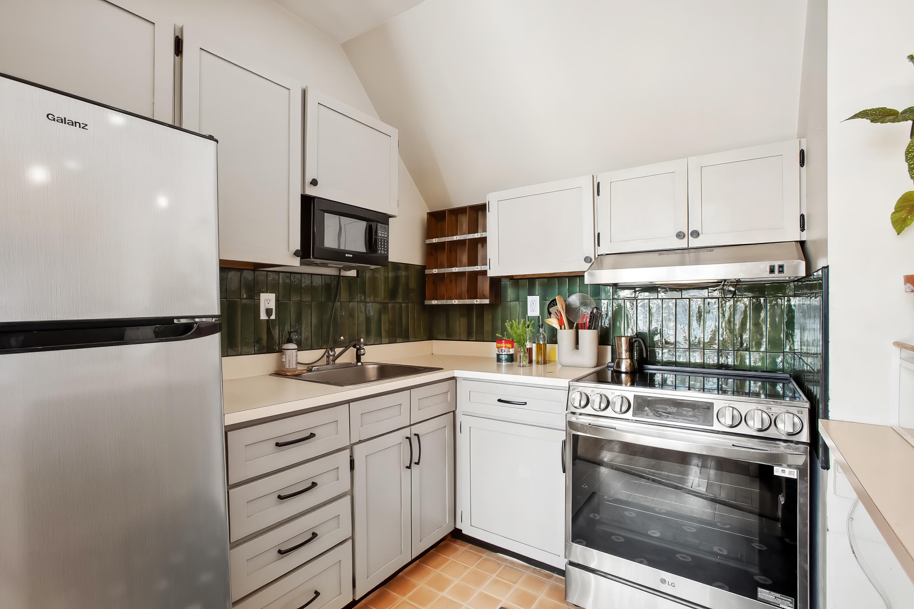 145 Sherman Street D