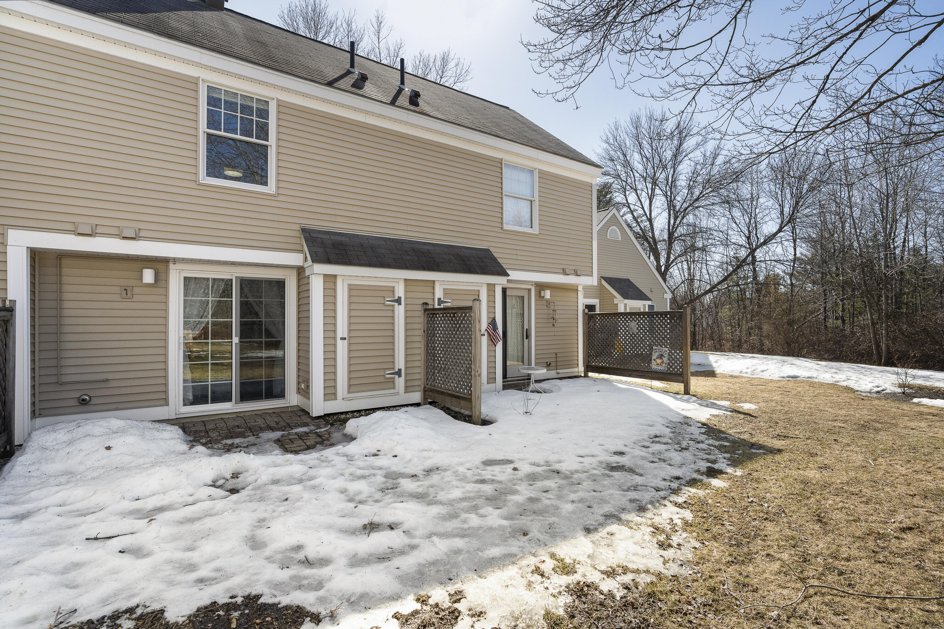 83 Glenridge Drive 83