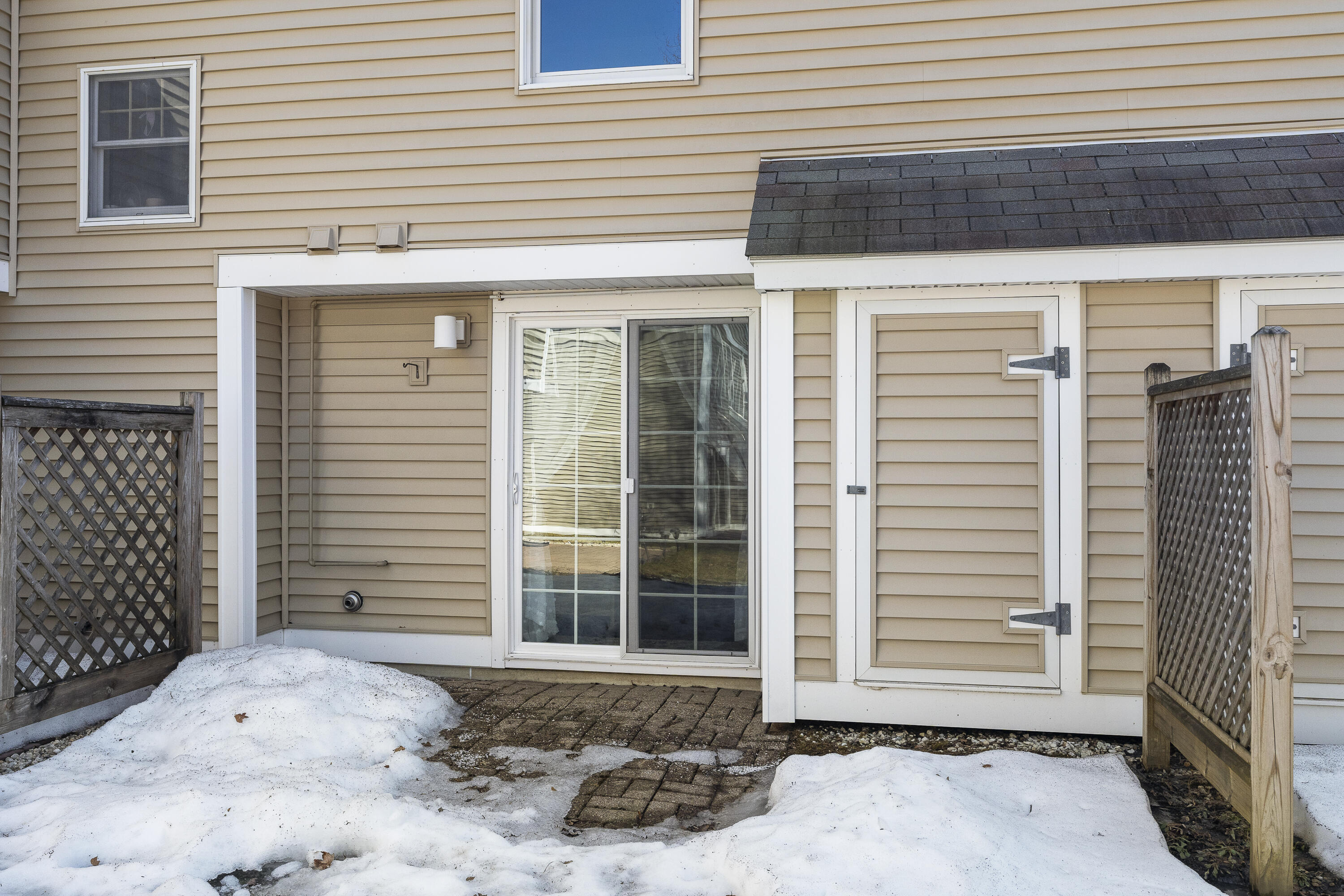 83 Glenridge Drive 83