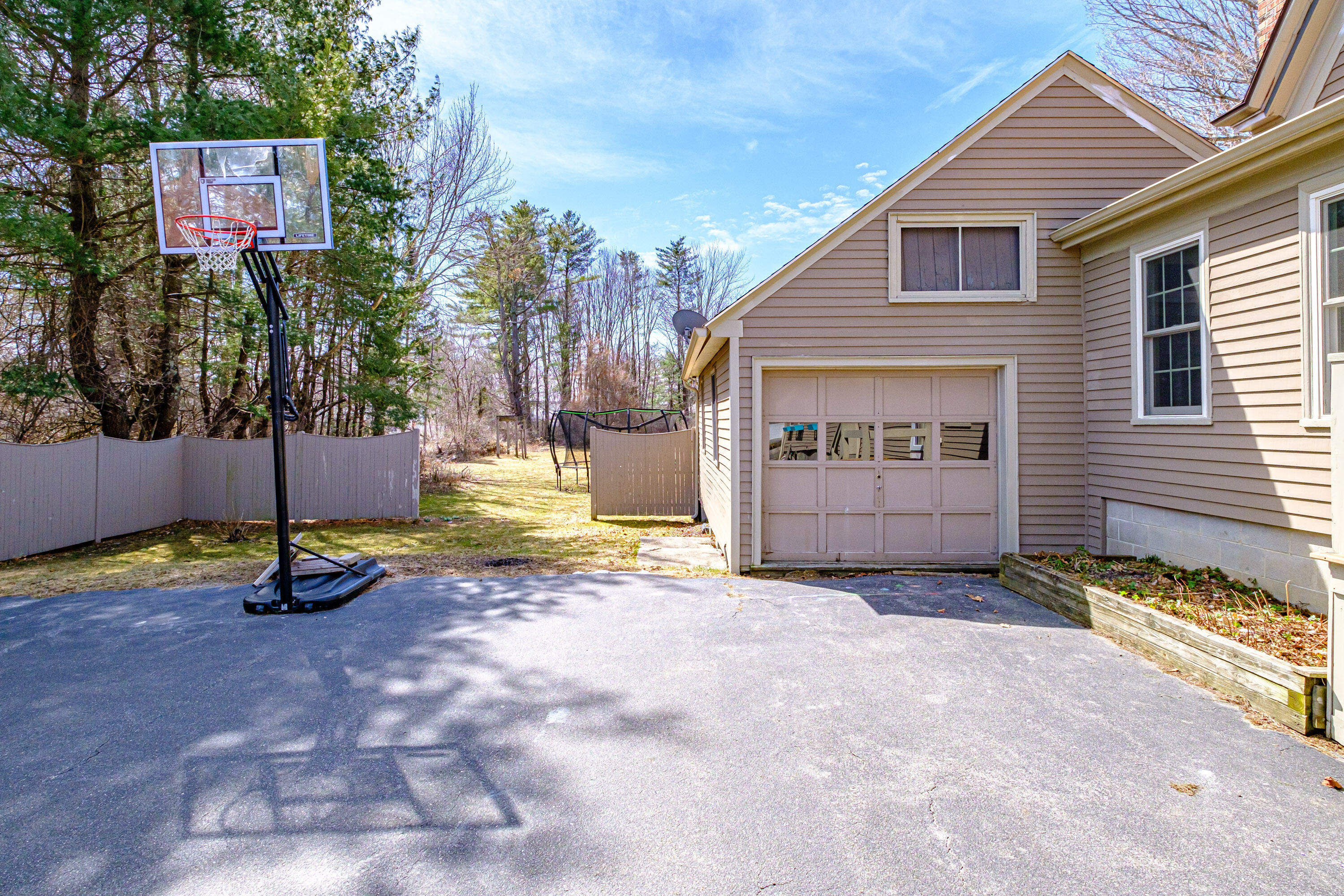 22 Willow Street