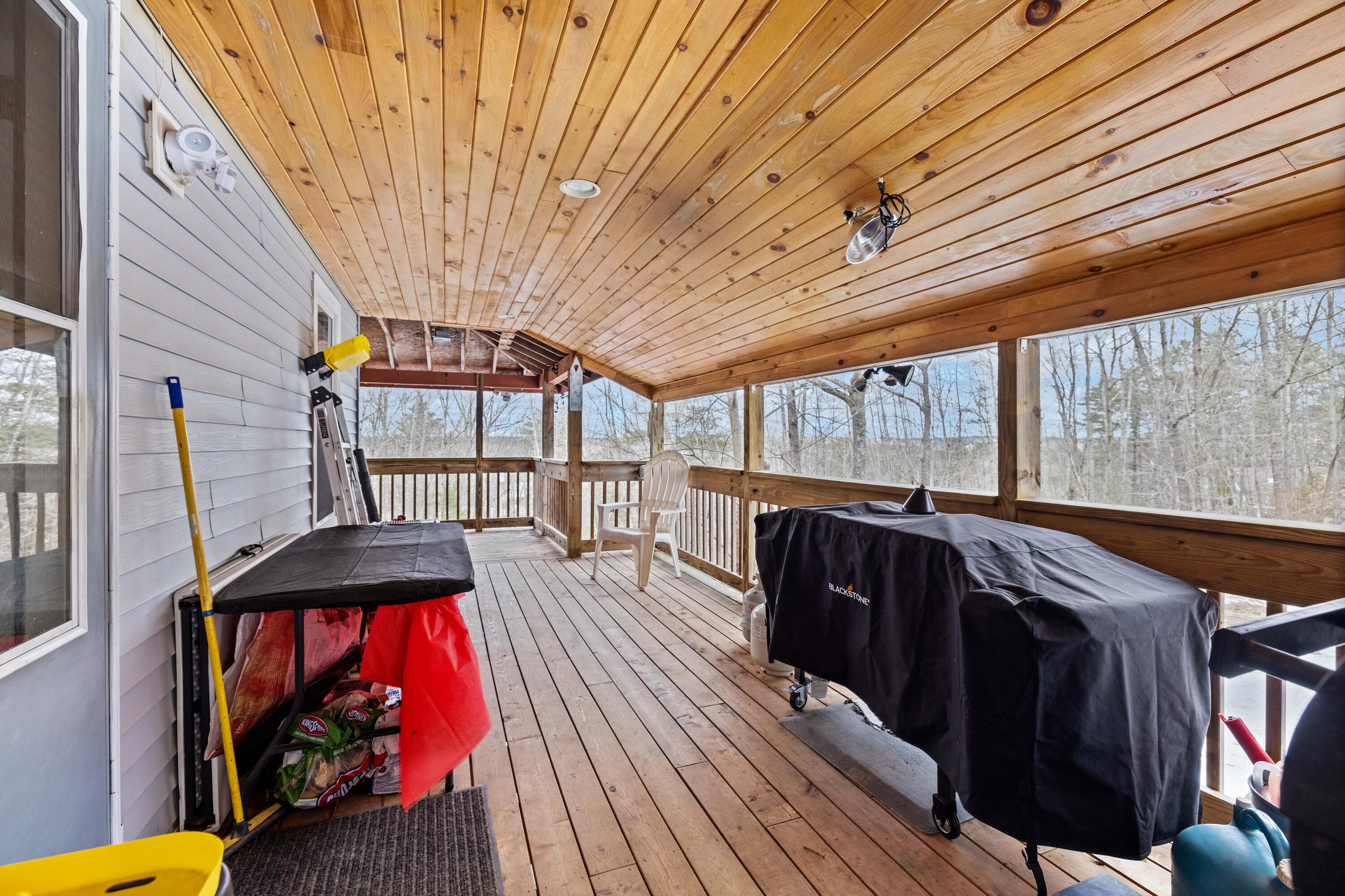 9 Ledge Hill Road