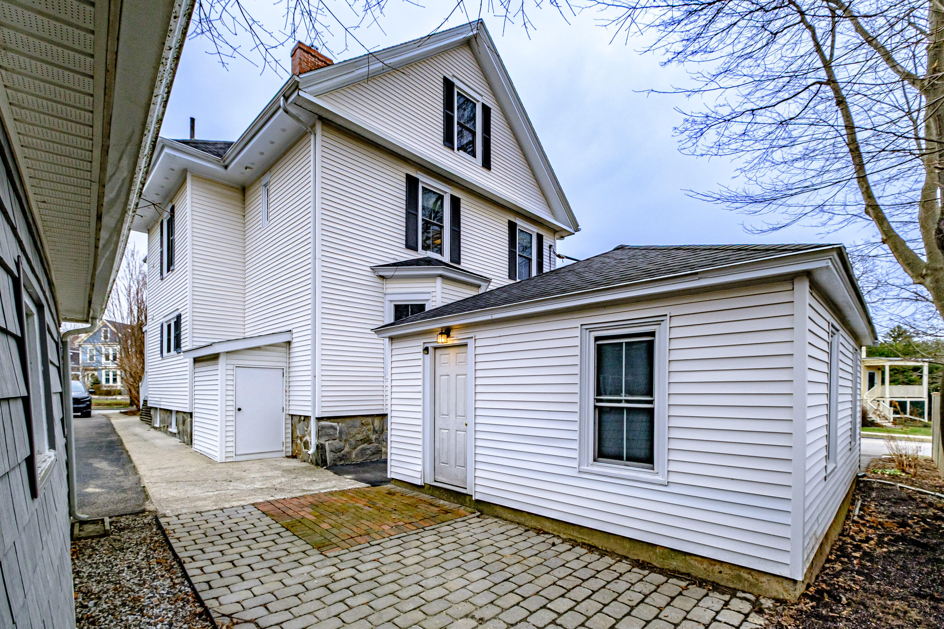 52 Melrose Street
