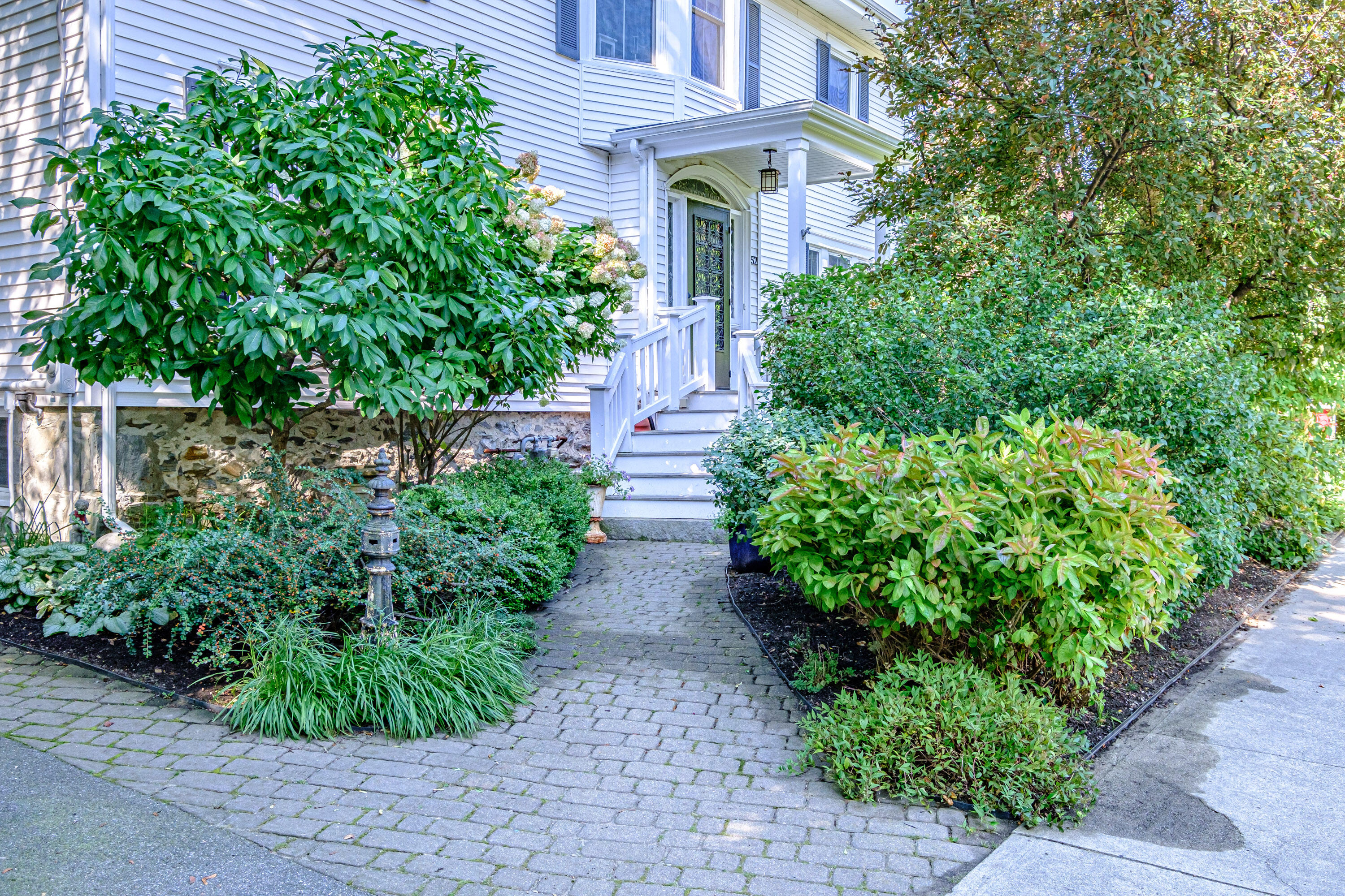 52 Melrose Street