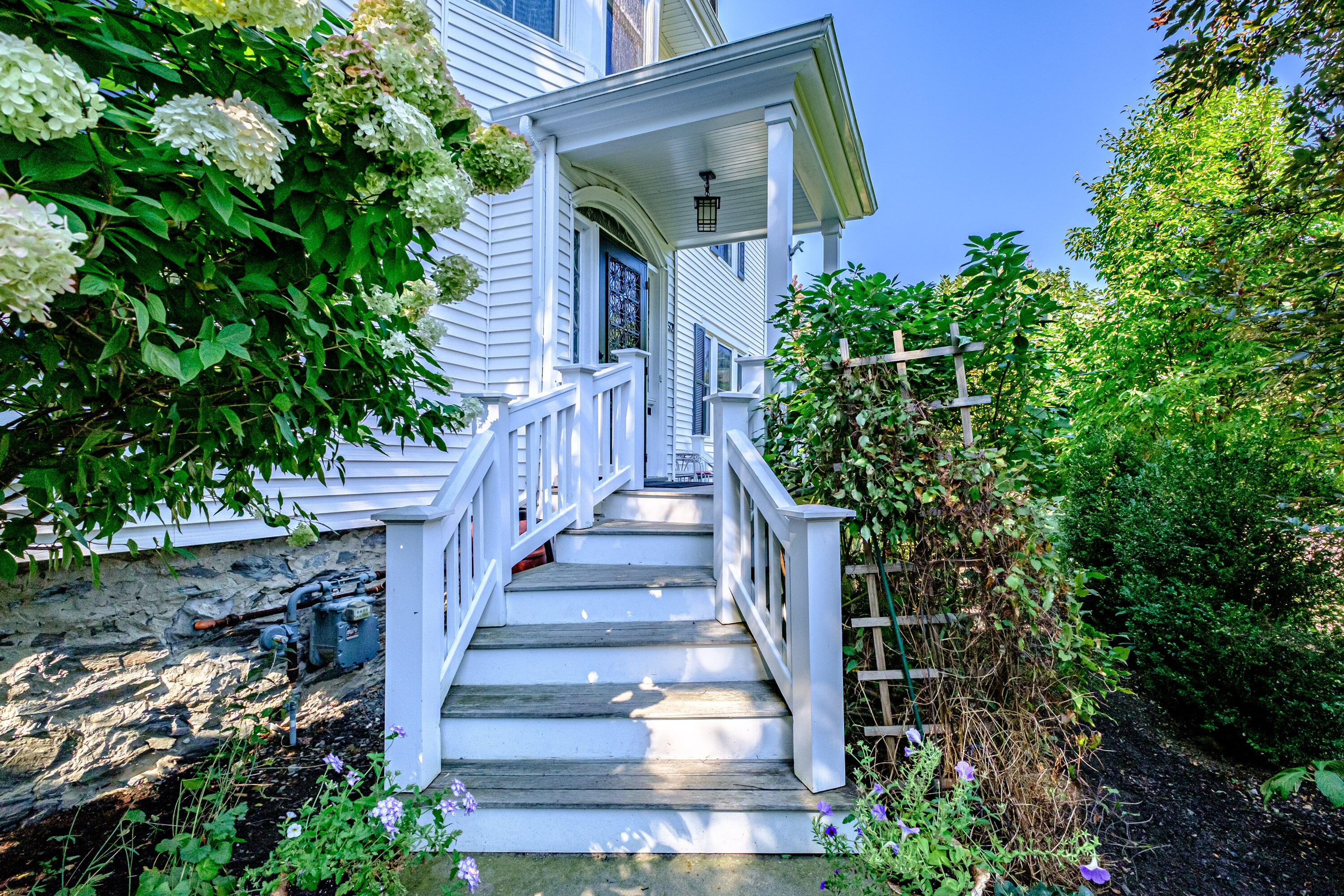 52 Melrose Street