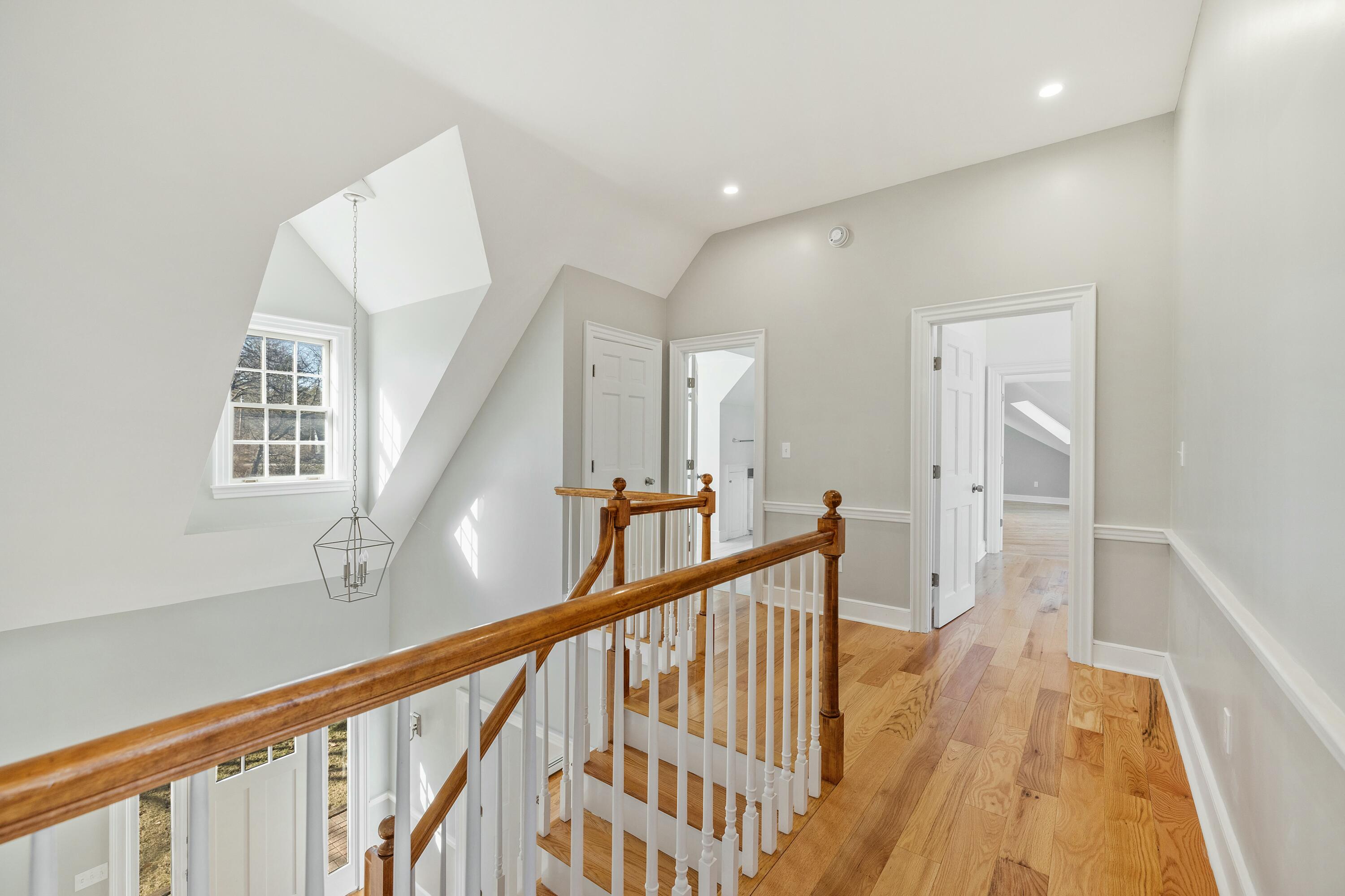225 Beachwood Avenue