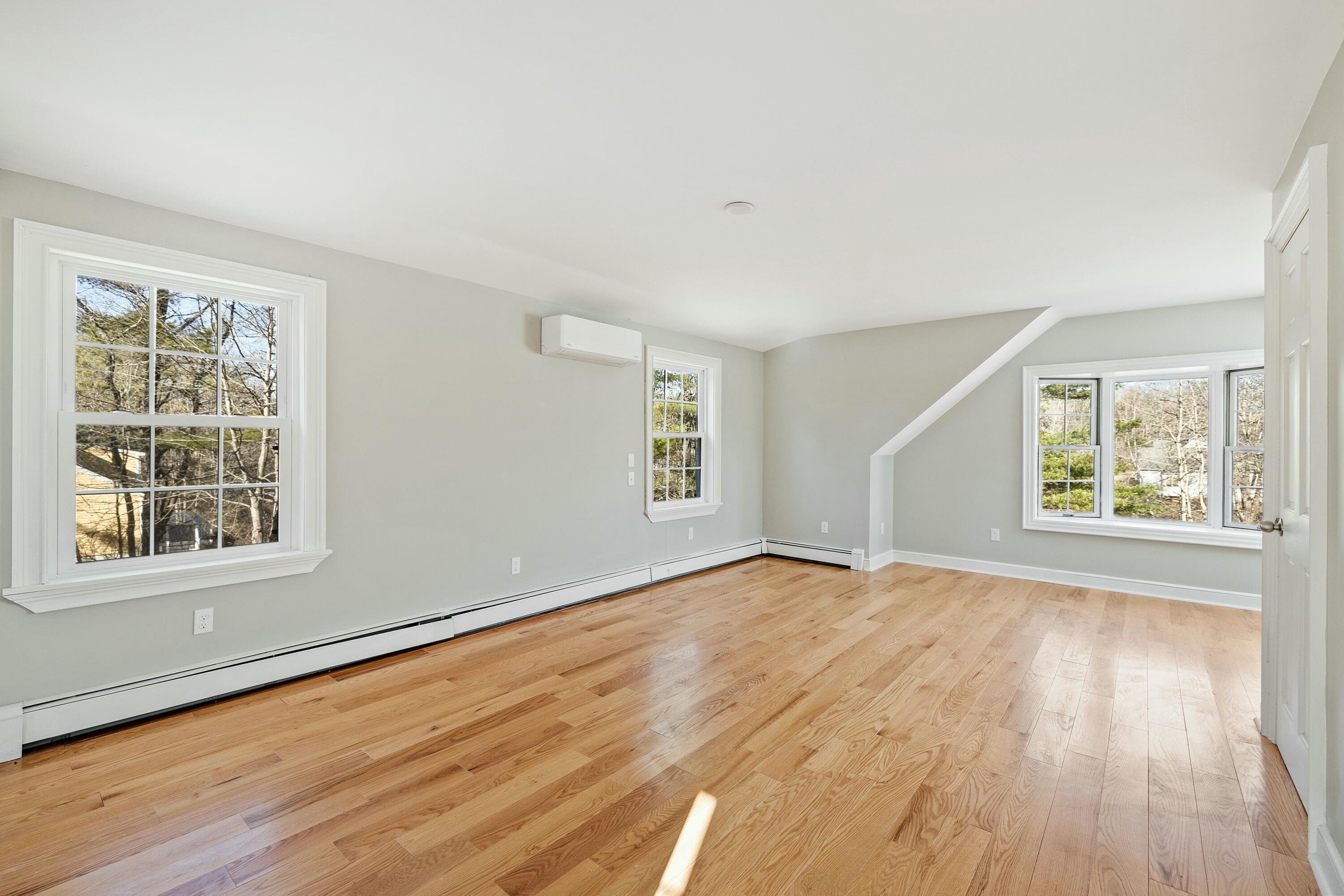 225 Beachwood Avenue