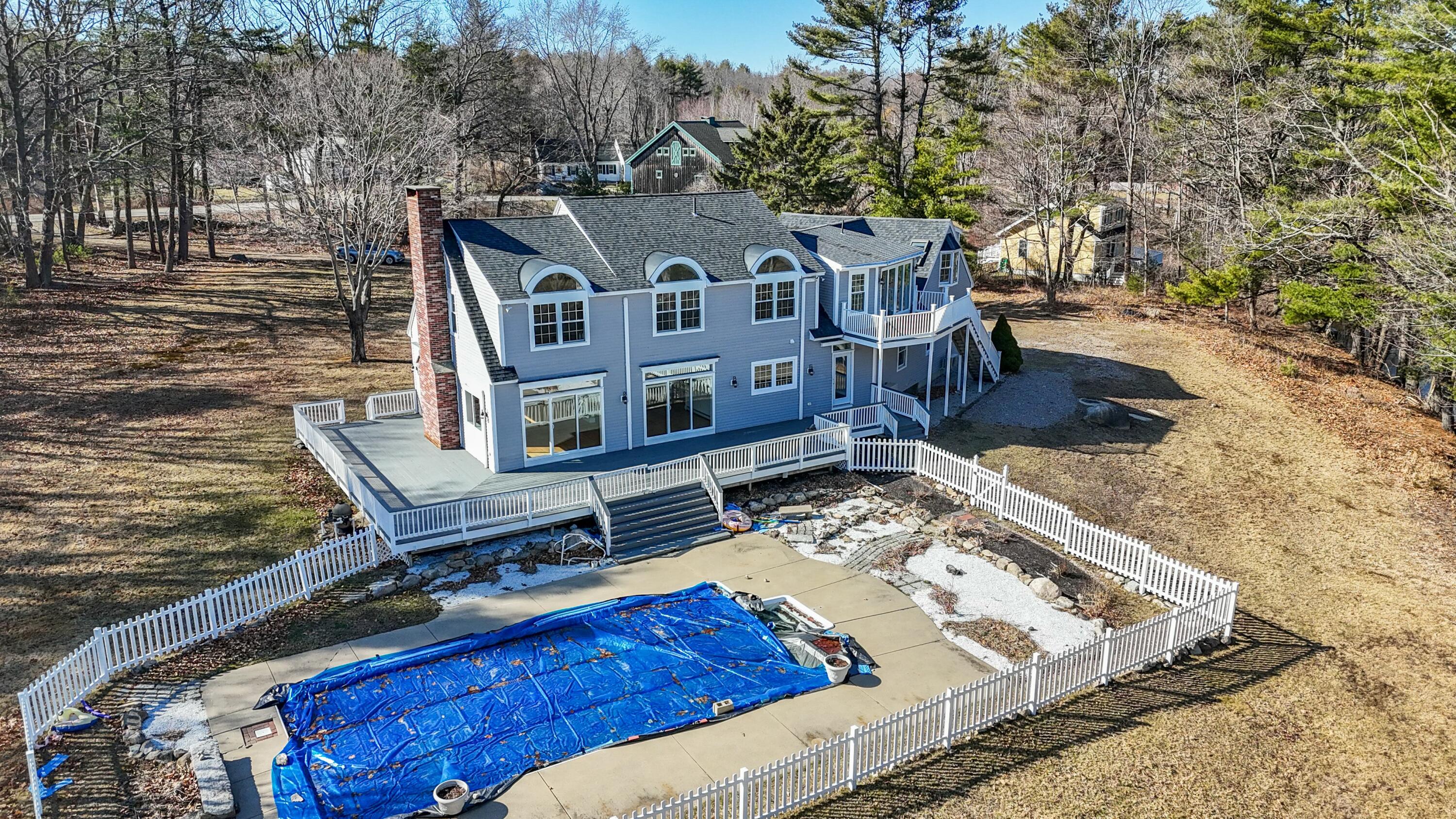 225 Beachwood Avenue