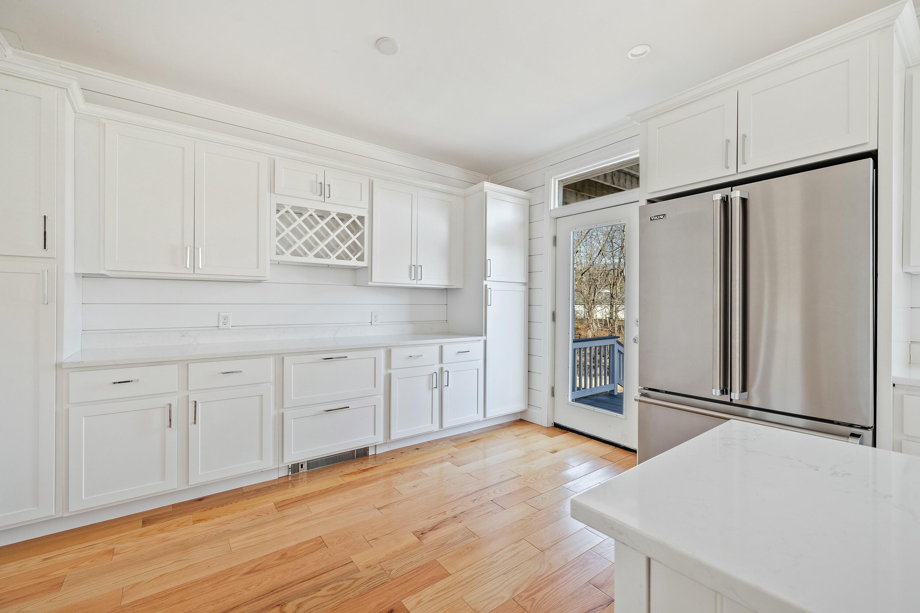 225 Beachwood Avenue