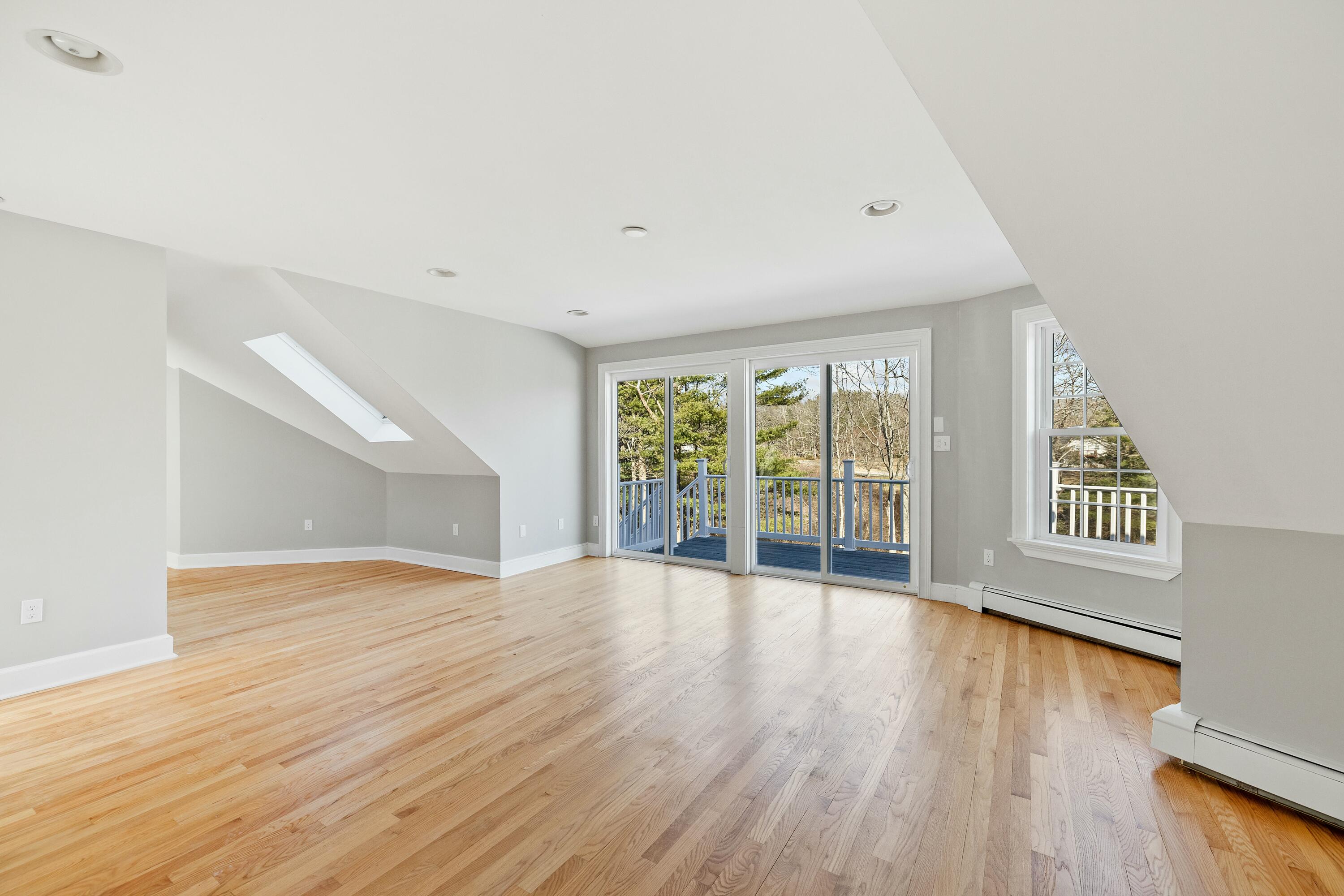 225 Beachwood Avenue