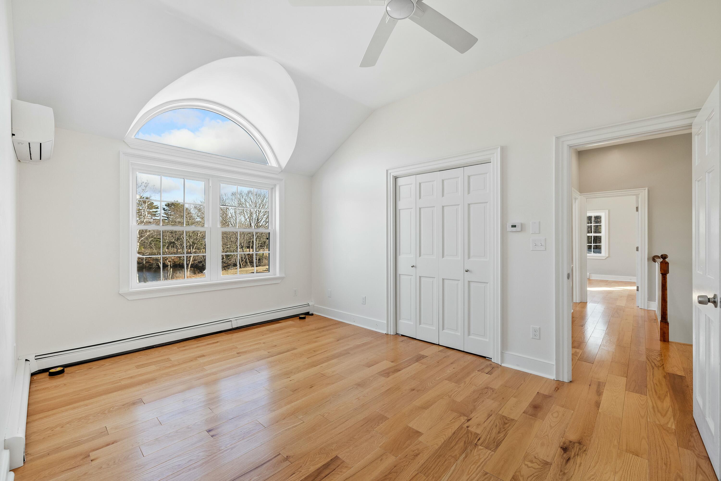 225 Beachwood Avenue