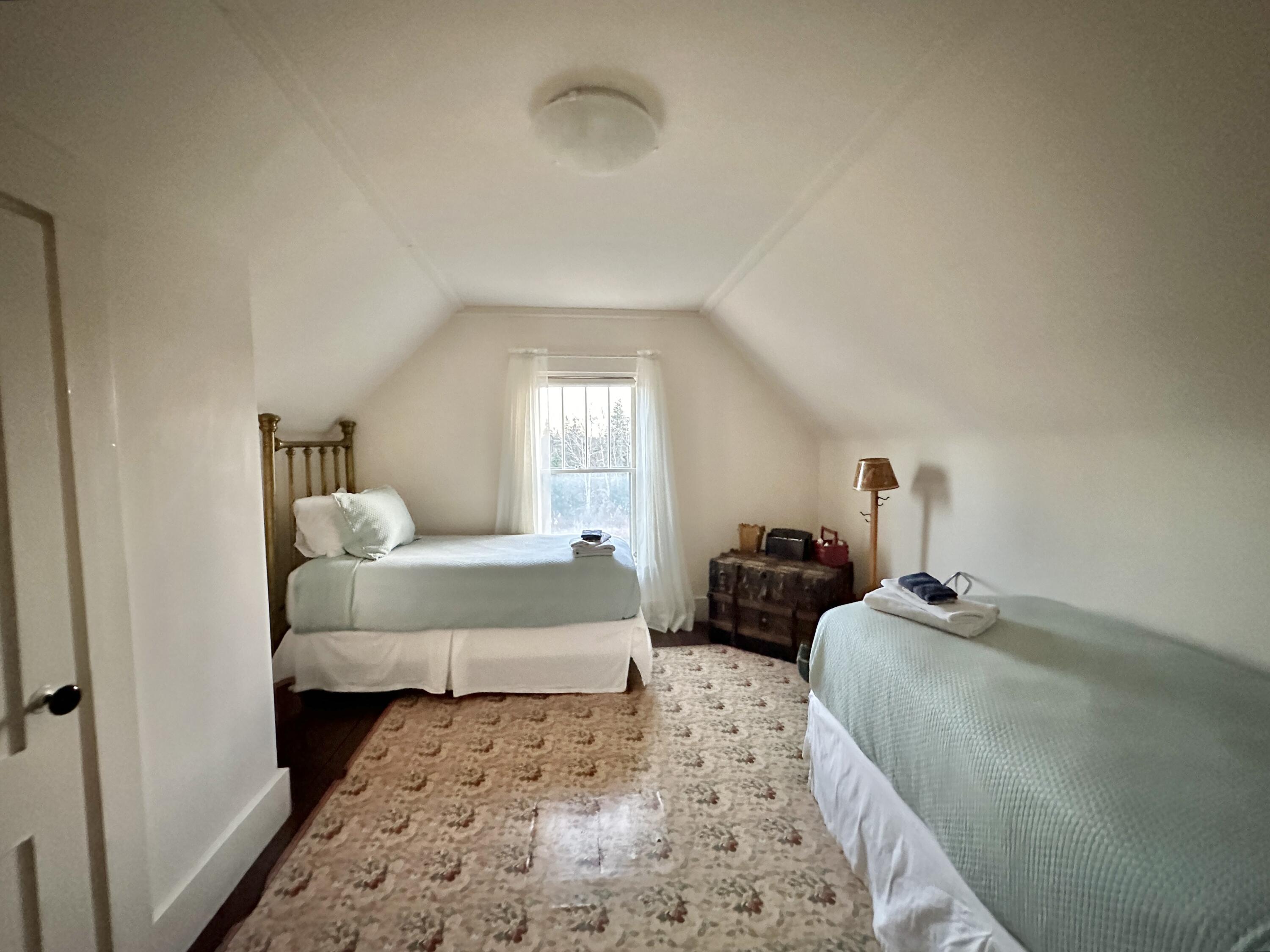 415 Glenmere Road