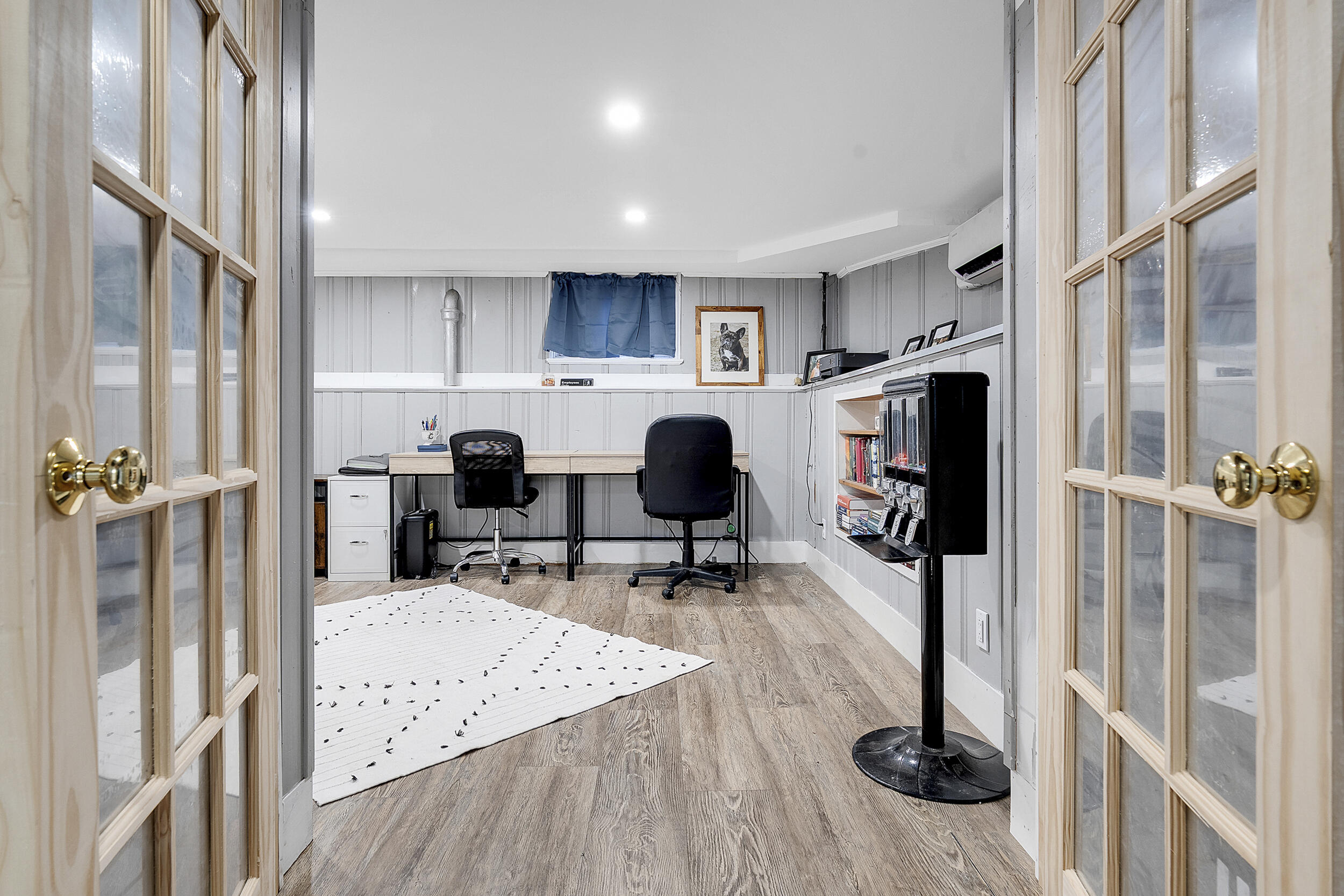 13 Lassell Street