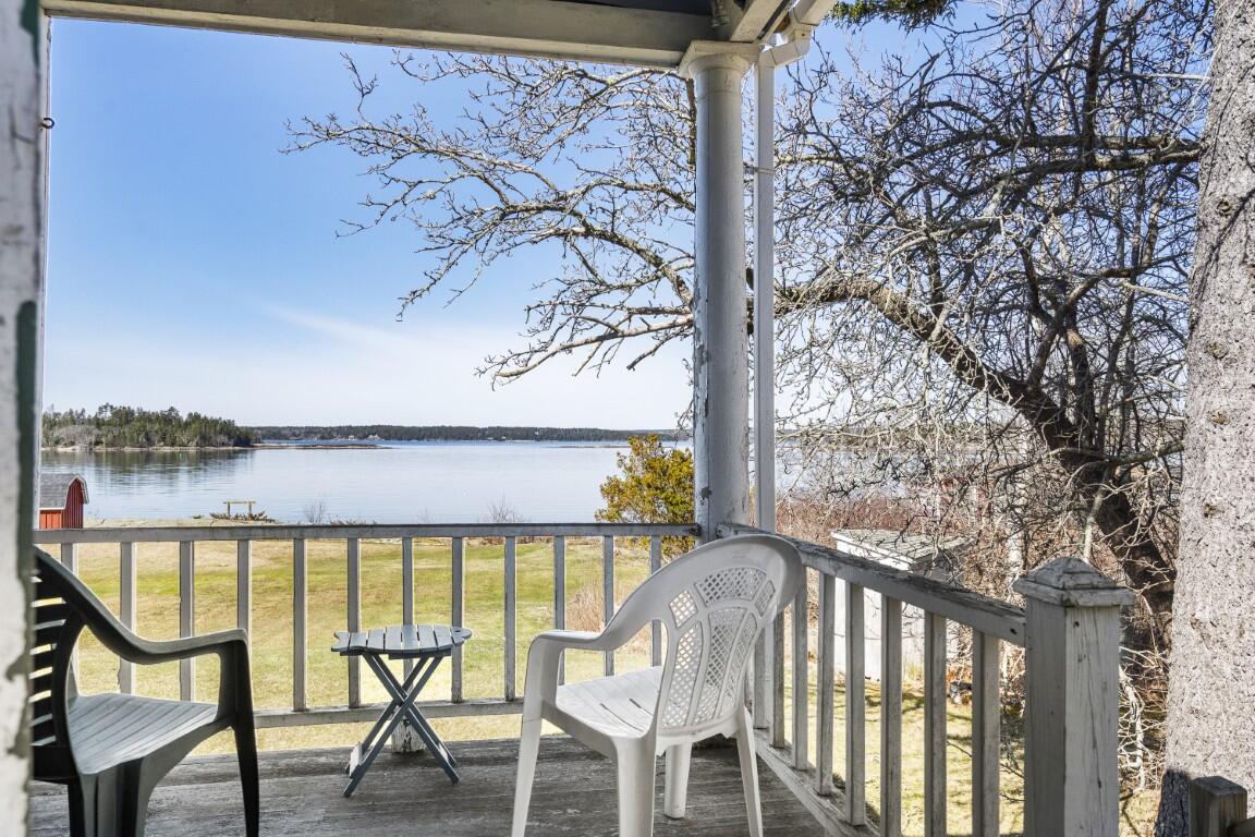 122 Camerons Point Road