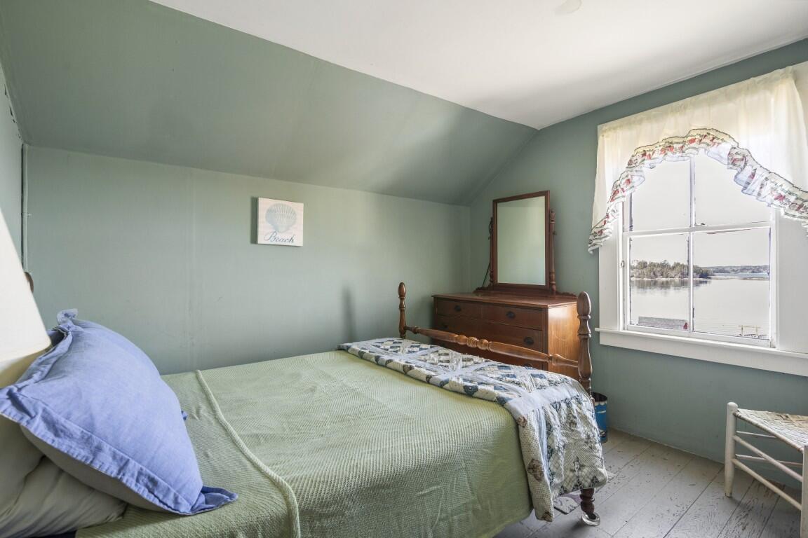 122 Camerons Point Road