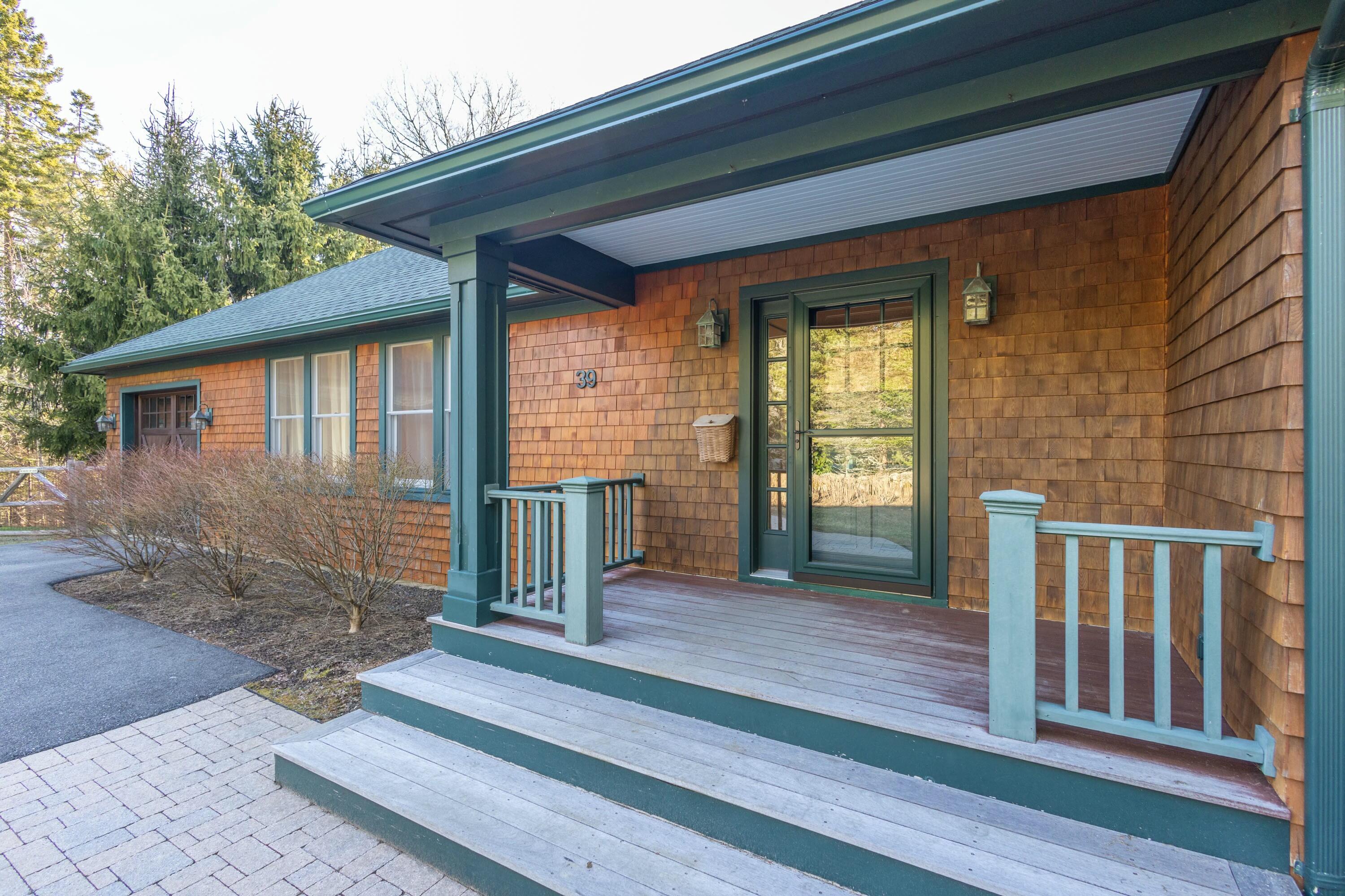 39 Stonehurst Drive